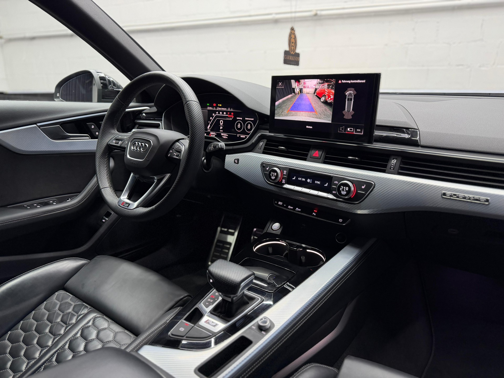 AUDI RS4 Avant quattro | DRC Sportfahrwerk | Virtual Cockpit | Rückfahrkamera | Facelift Model-image-24