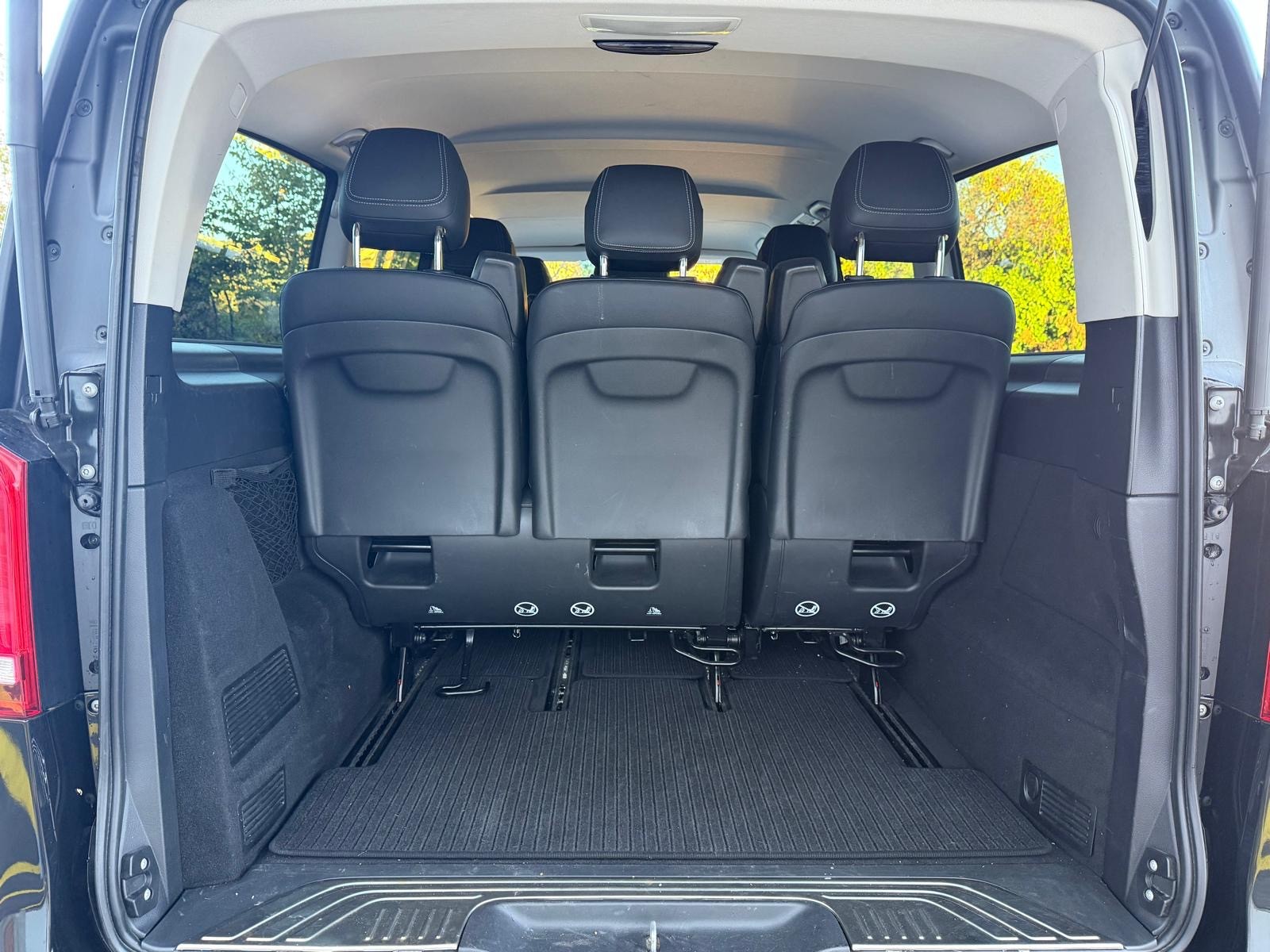 MERCEDES-BENZ V 250 d Avantgarde lang 4Matic 7G-Tronic-image-13
