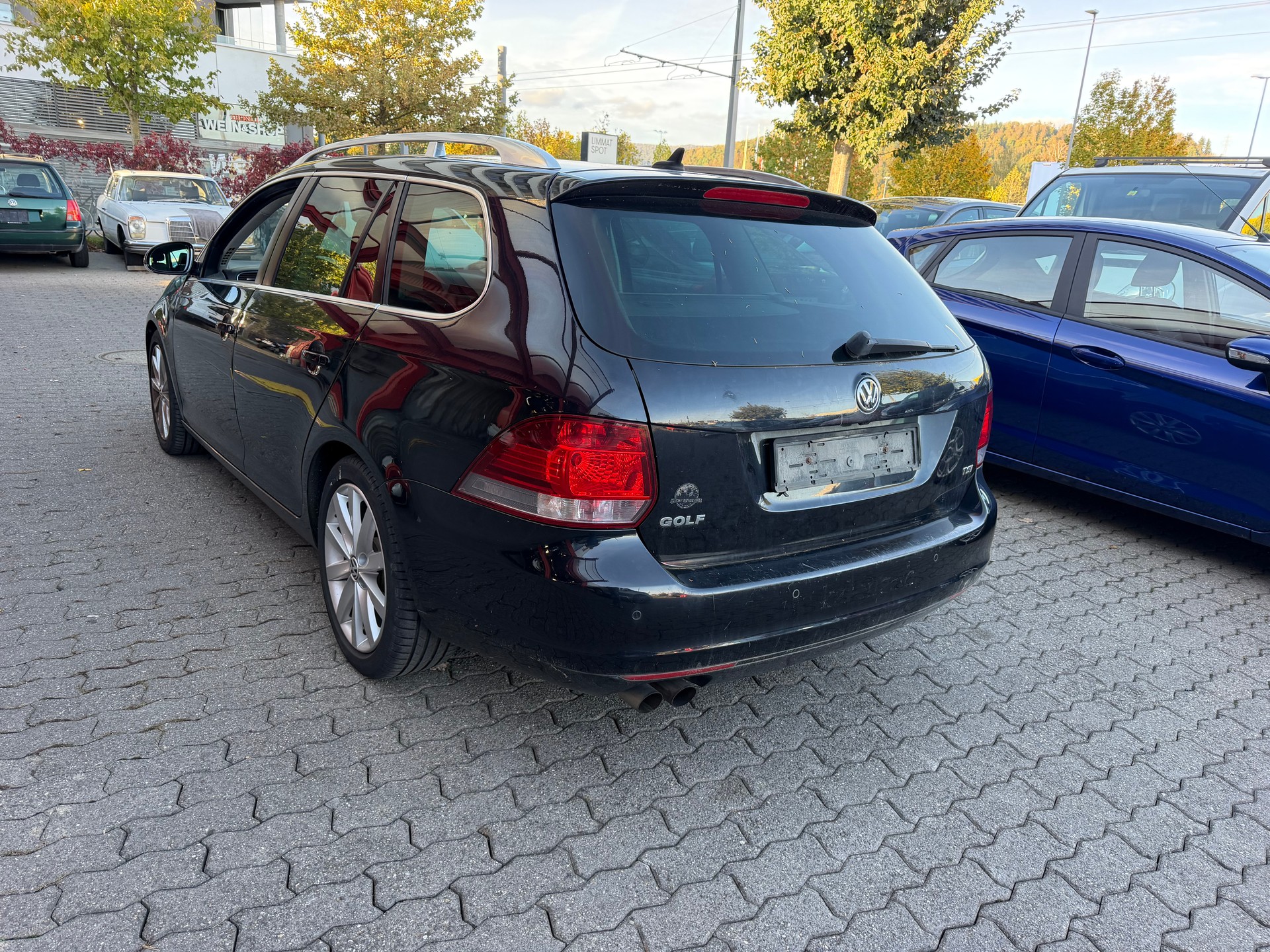 VW Golf Variant 1.4 TSI Highline-image-5