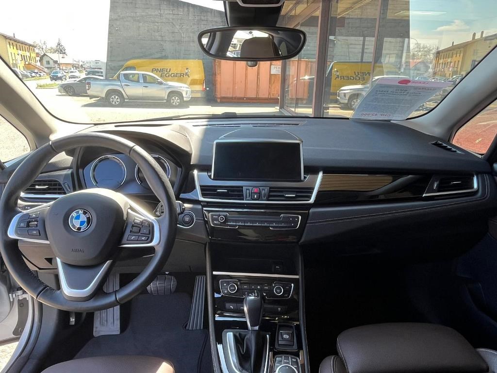 BMW 225xe iPerformance Active Tourer Sport Line Steptronic-image-8