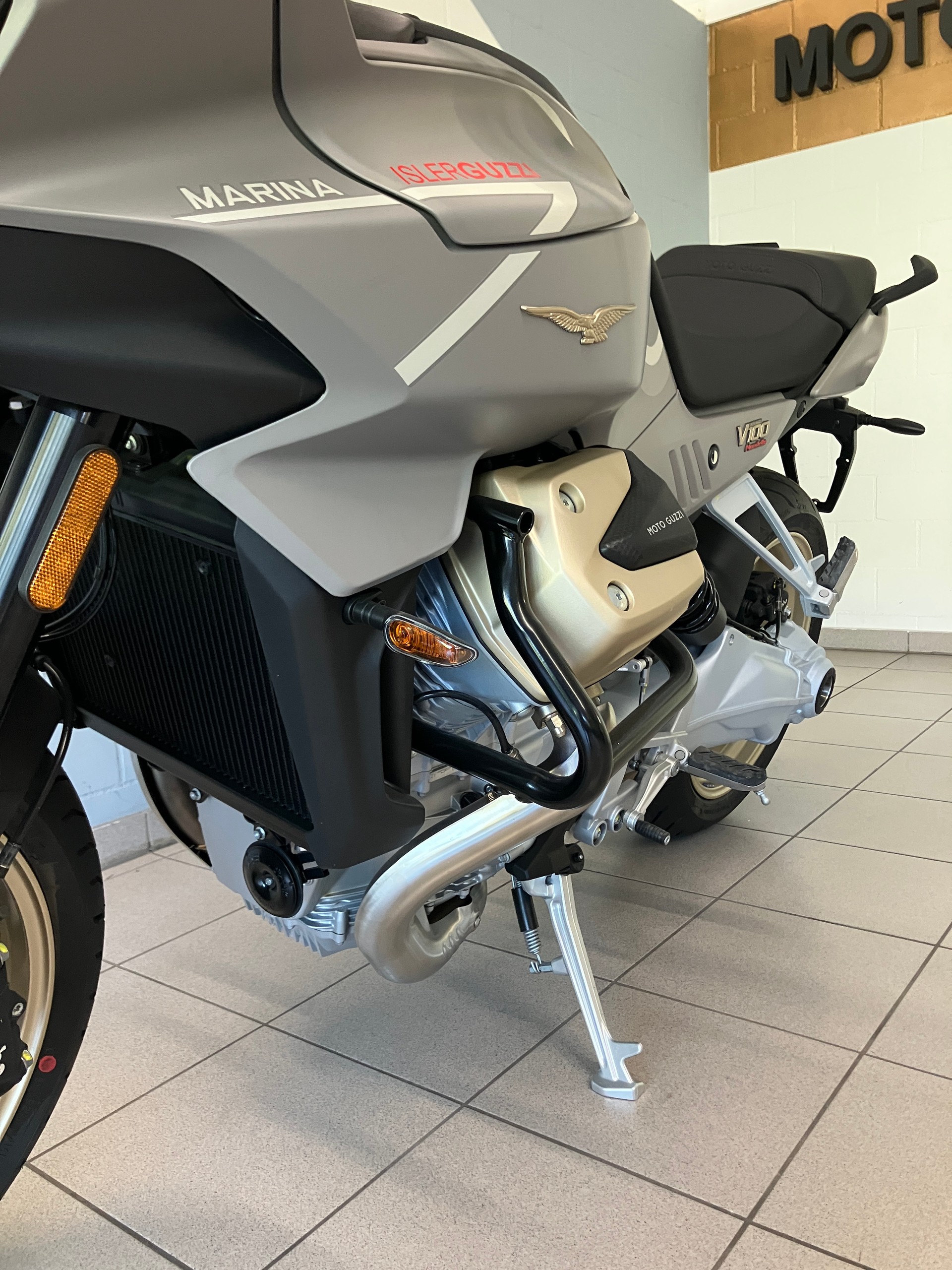 MOTO GUZZI V100 Mandello Aviazione Navale-image-5