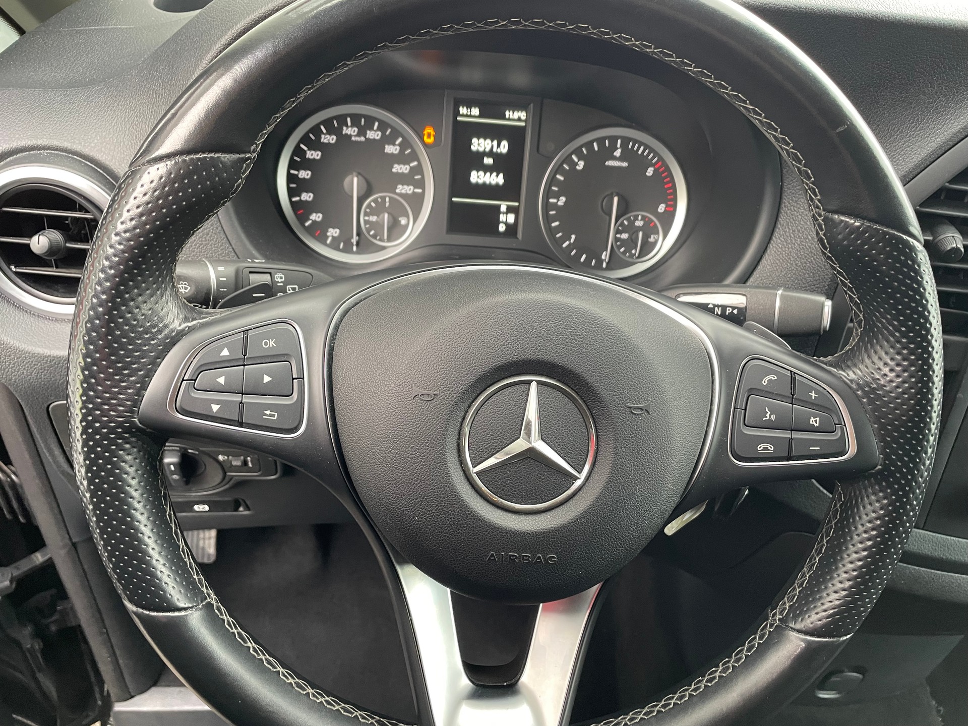 MERCEDES-BENZ Vito 116 CDI Lang Select Tourer 4Matic 9G-Tronic-image-7