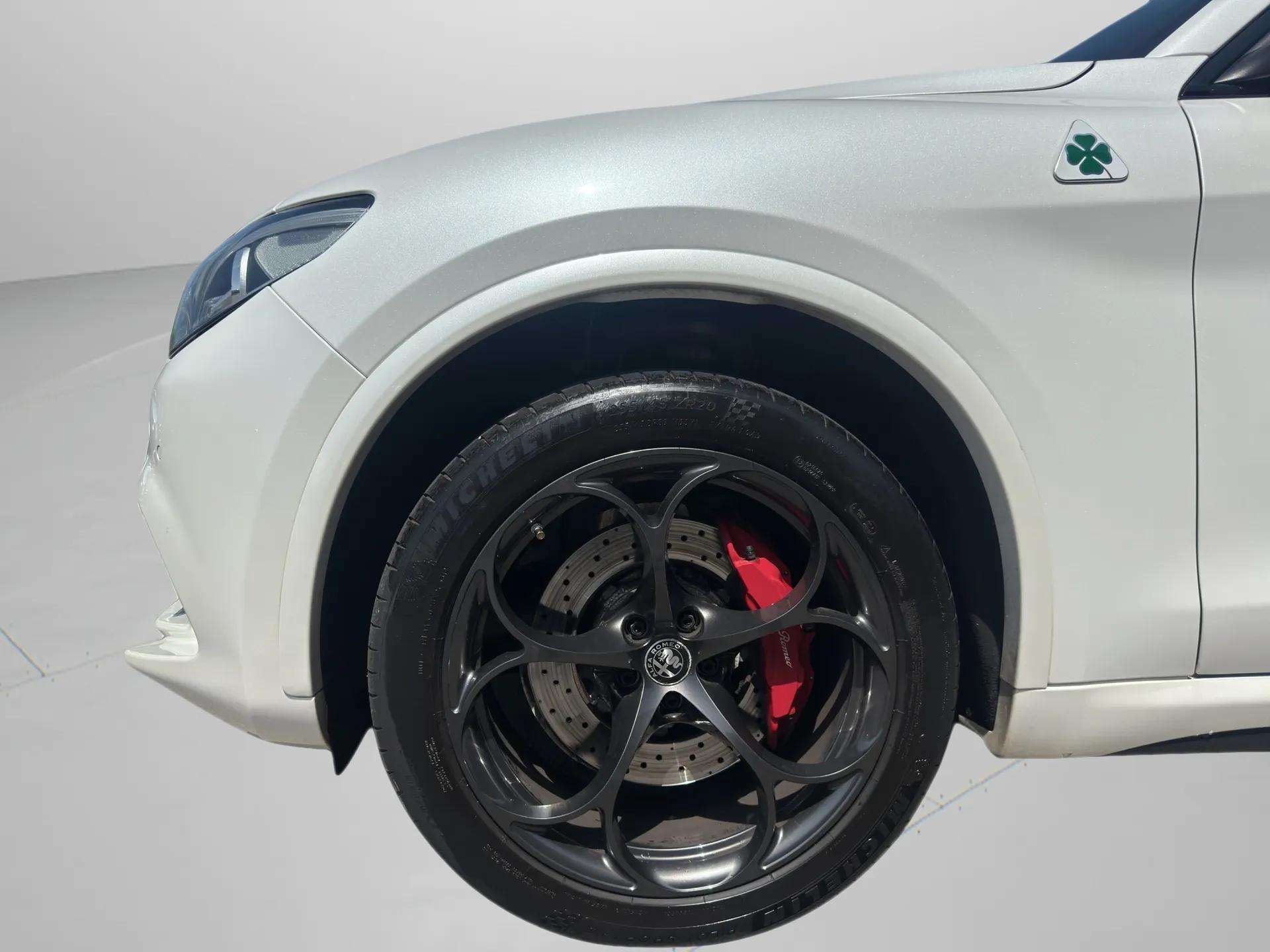 ALFA ROMEO Stelvio 2.9 V6 Quadrifoglio Q4 Automatic-image-9