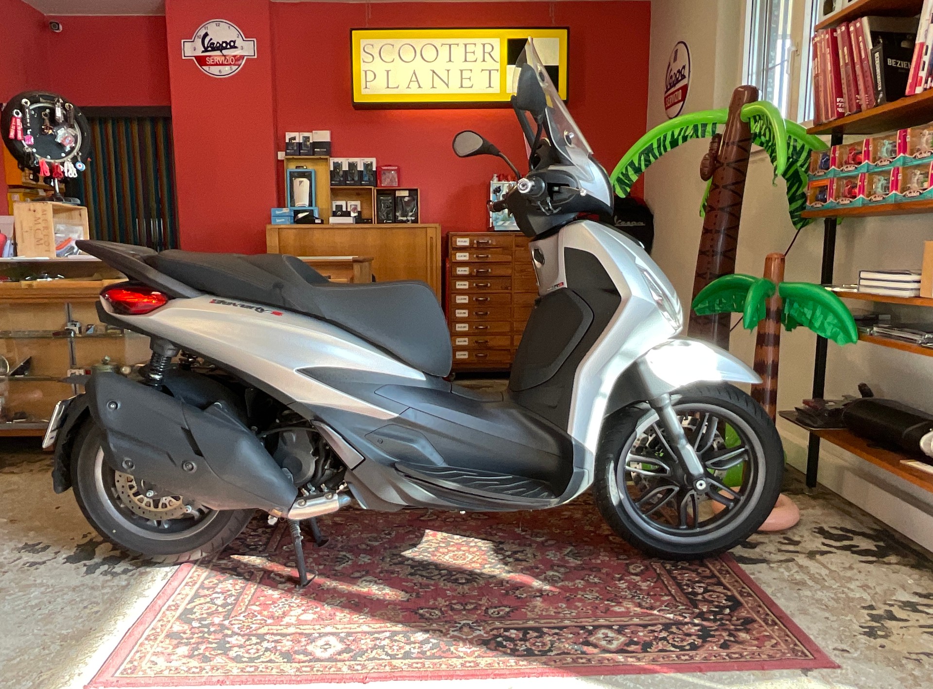 PIAGGIO Beverly 400 Sport-image-6