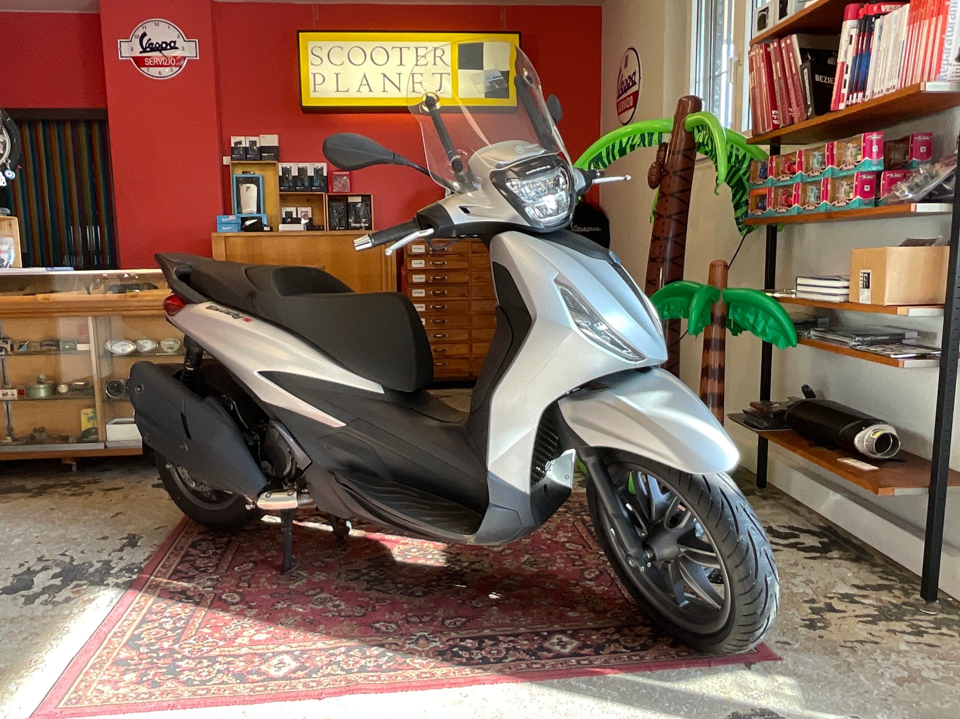 PIAGGIO Beverly 400 Sport-image-5