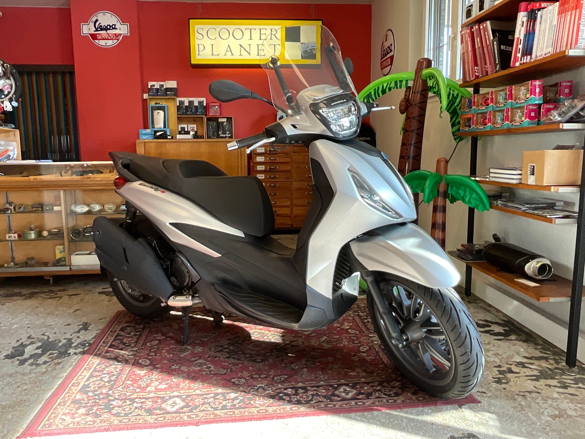 PIAGGIO Beverly 400 Sport-image-7