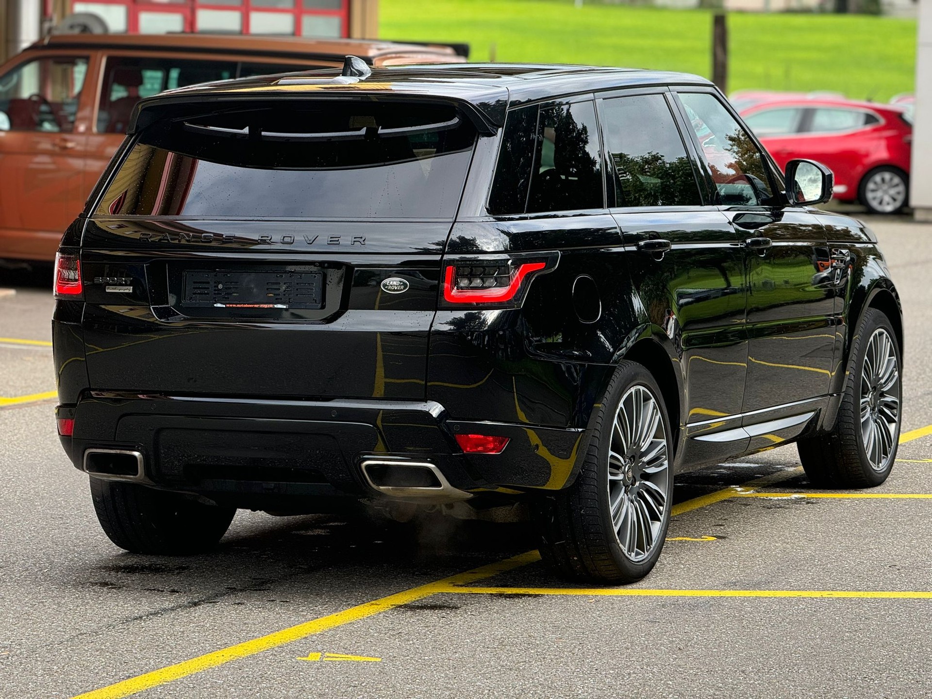 LAND ROVER Range Rover Sport 5.0 V8 S/C AB Dynamic Automatic-image-4
