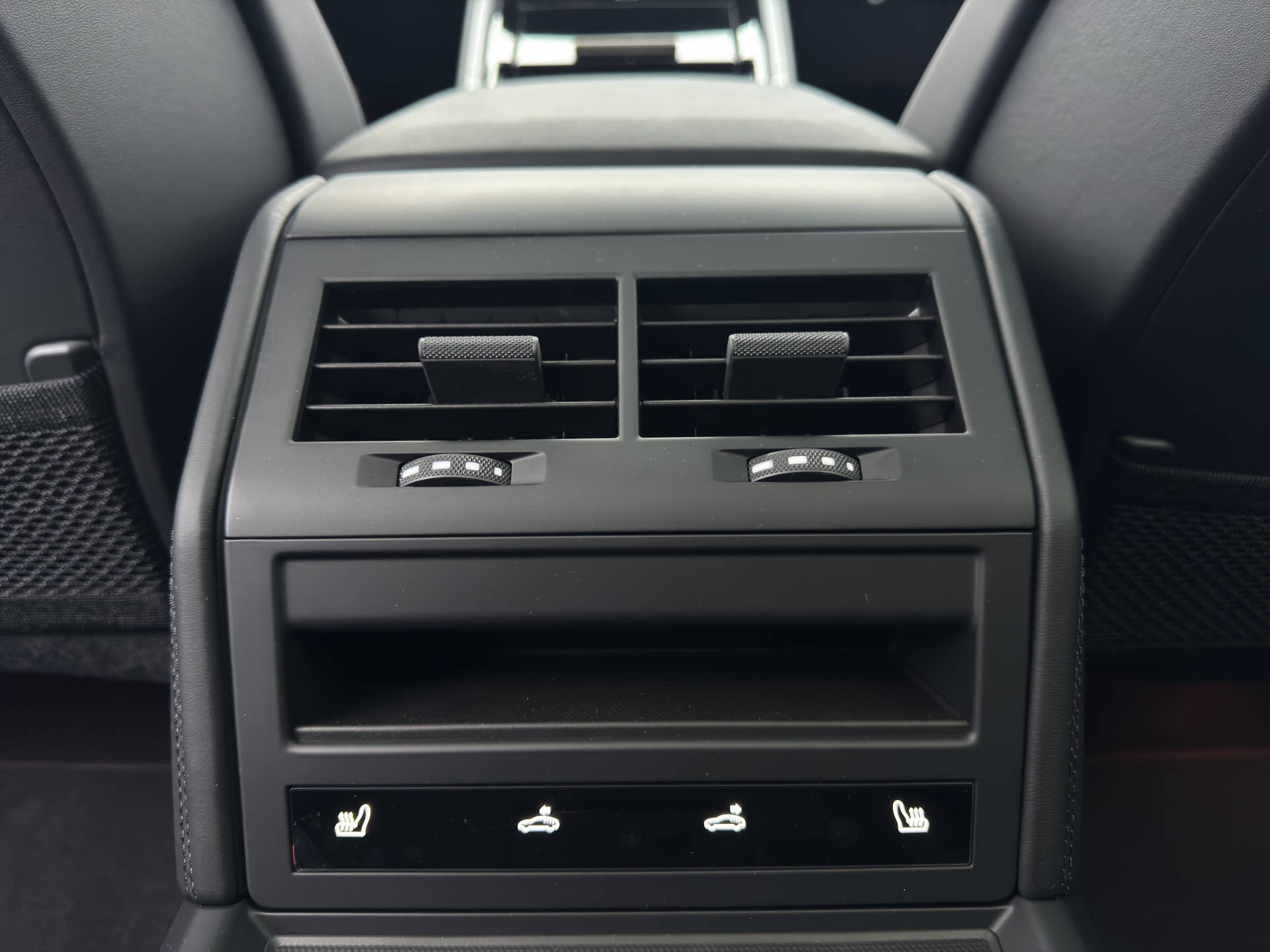 PORSCHE Panamera Turbo E-Hybrid-image-10