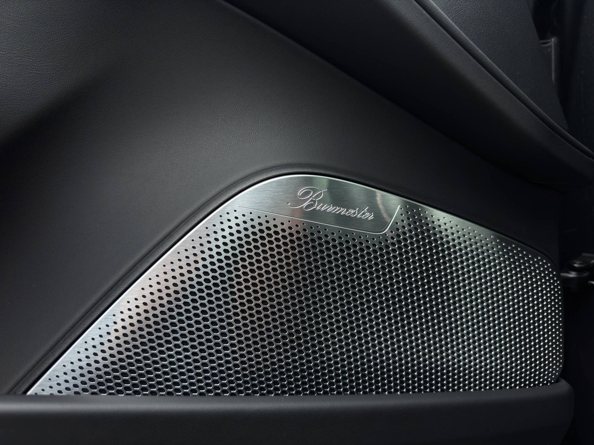 PORSCHE Panamera Turbo E-Hybrid-image-9