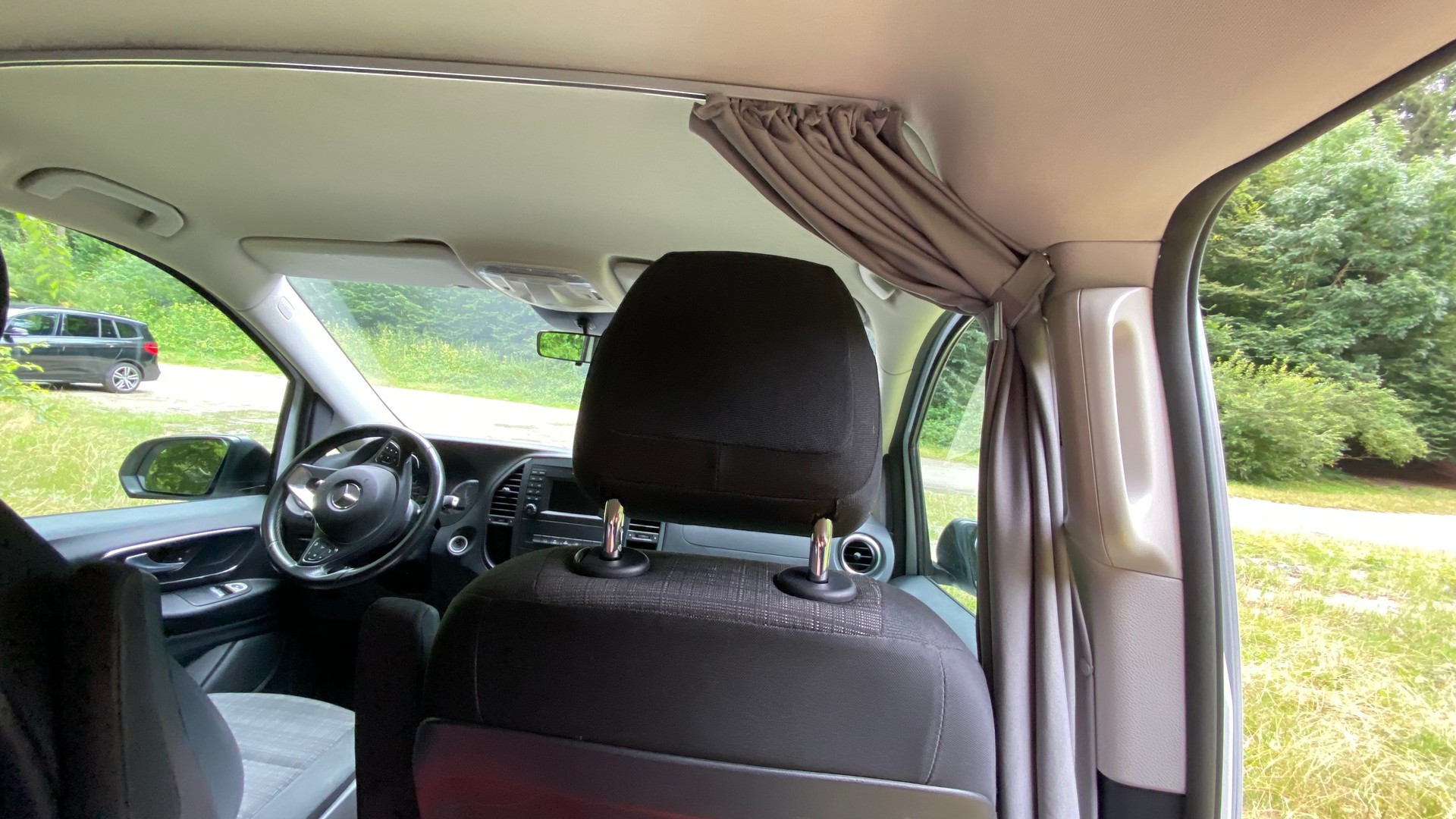 MERCEDES-BENZ Vito 119 BlueTEC Tourer Select L 7G-Tronic-image-17