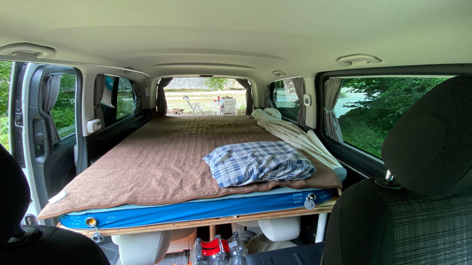 MERCEDES-BENZ Vito 119 BlueTEC Tourer Select L 7G-Tronic-image-15
