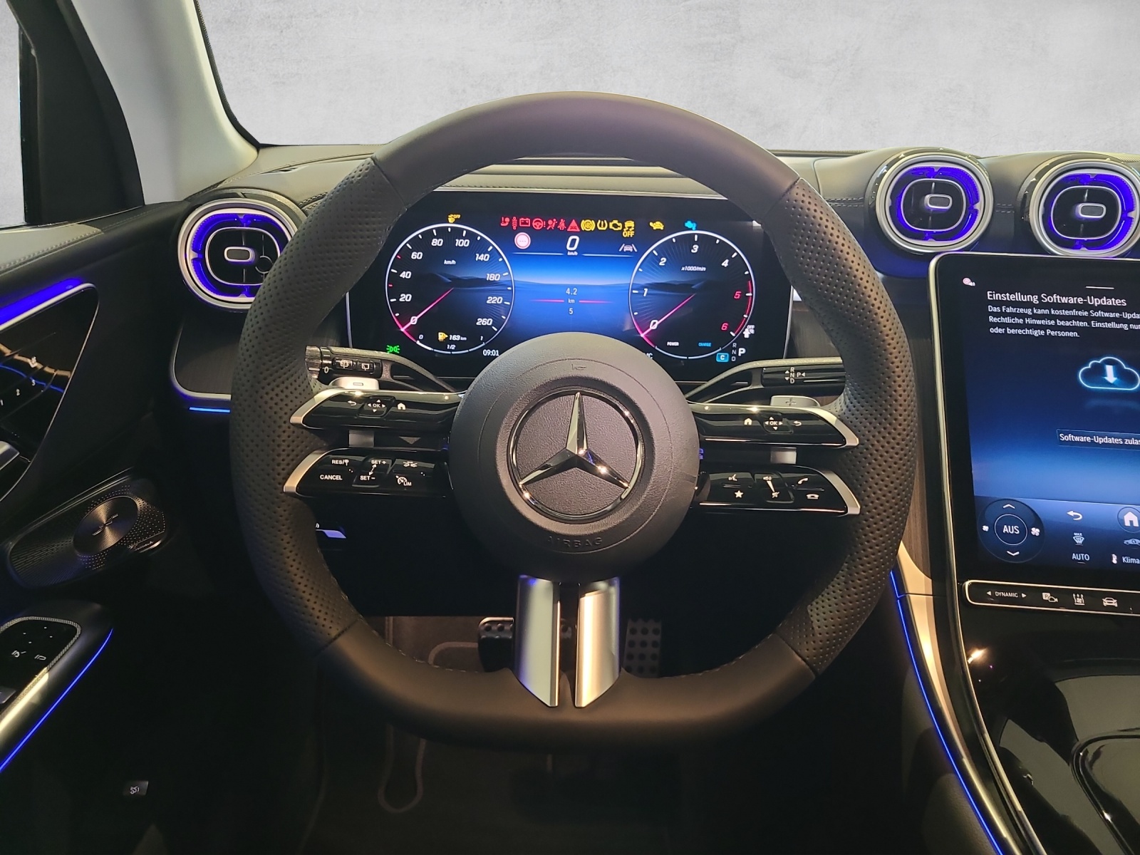 MERCEDES-BENZ GLC 450d 4Matic 9G-Tronic-image-12
