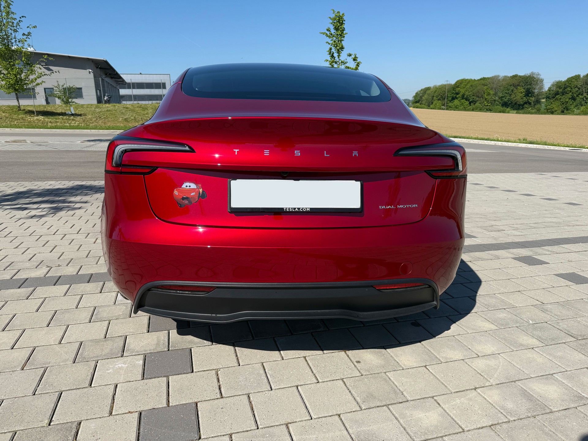TESLA Model 3 Long Range Dual Motor AWD-image-1