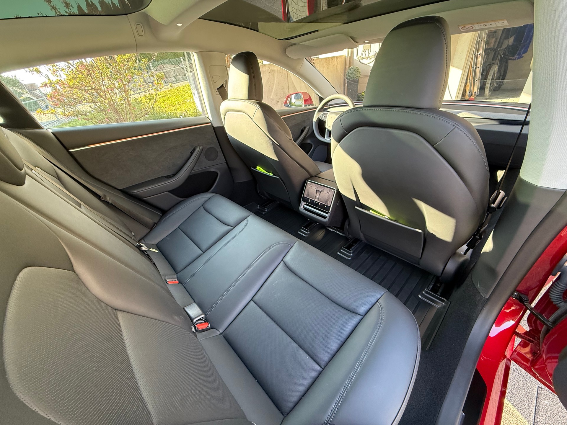 TESLA Model 3 Long Range Dual Motor AWD-image-7