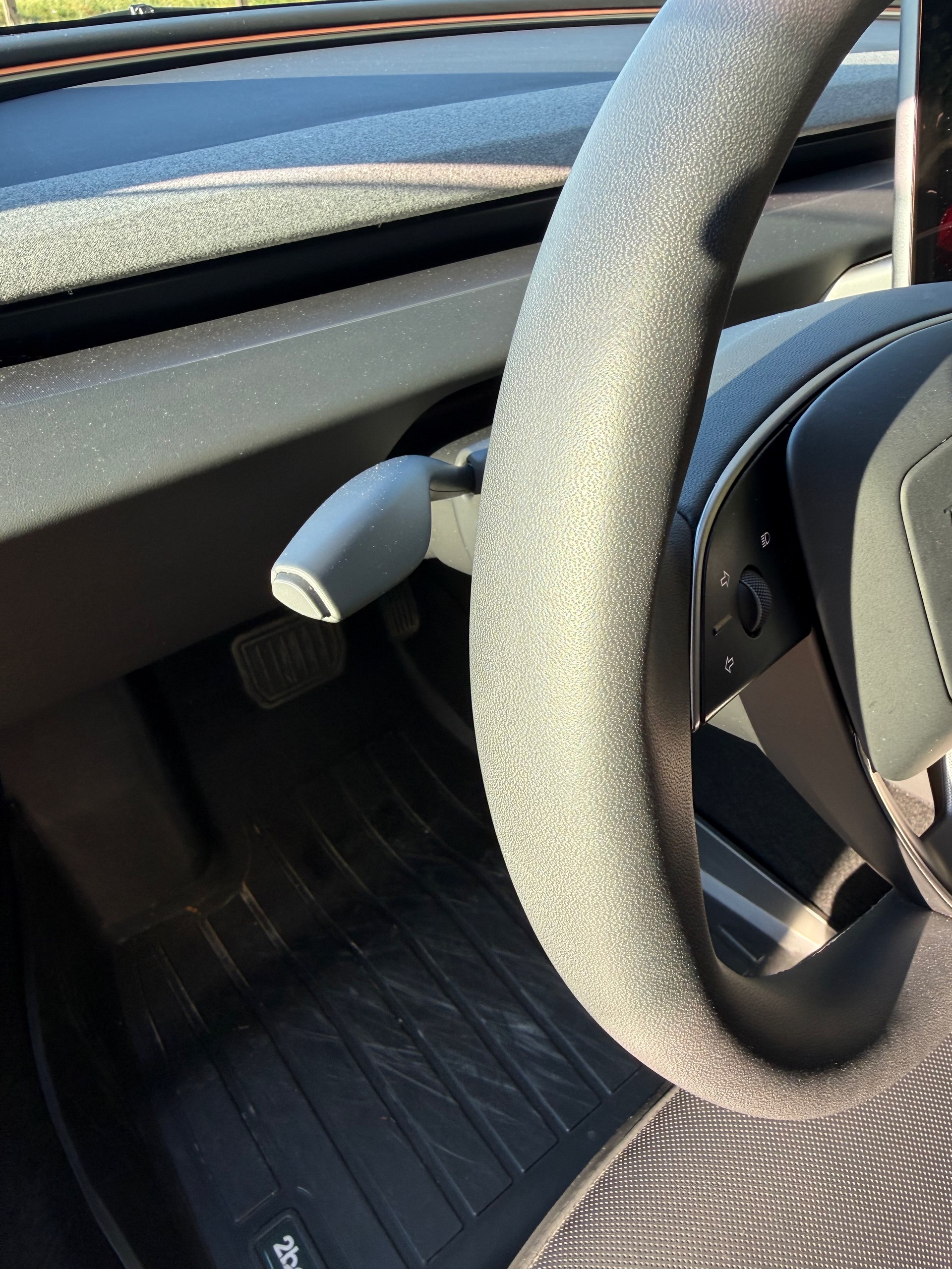 TESLA Model 3 Long Range Dual Motor AWD-image-11