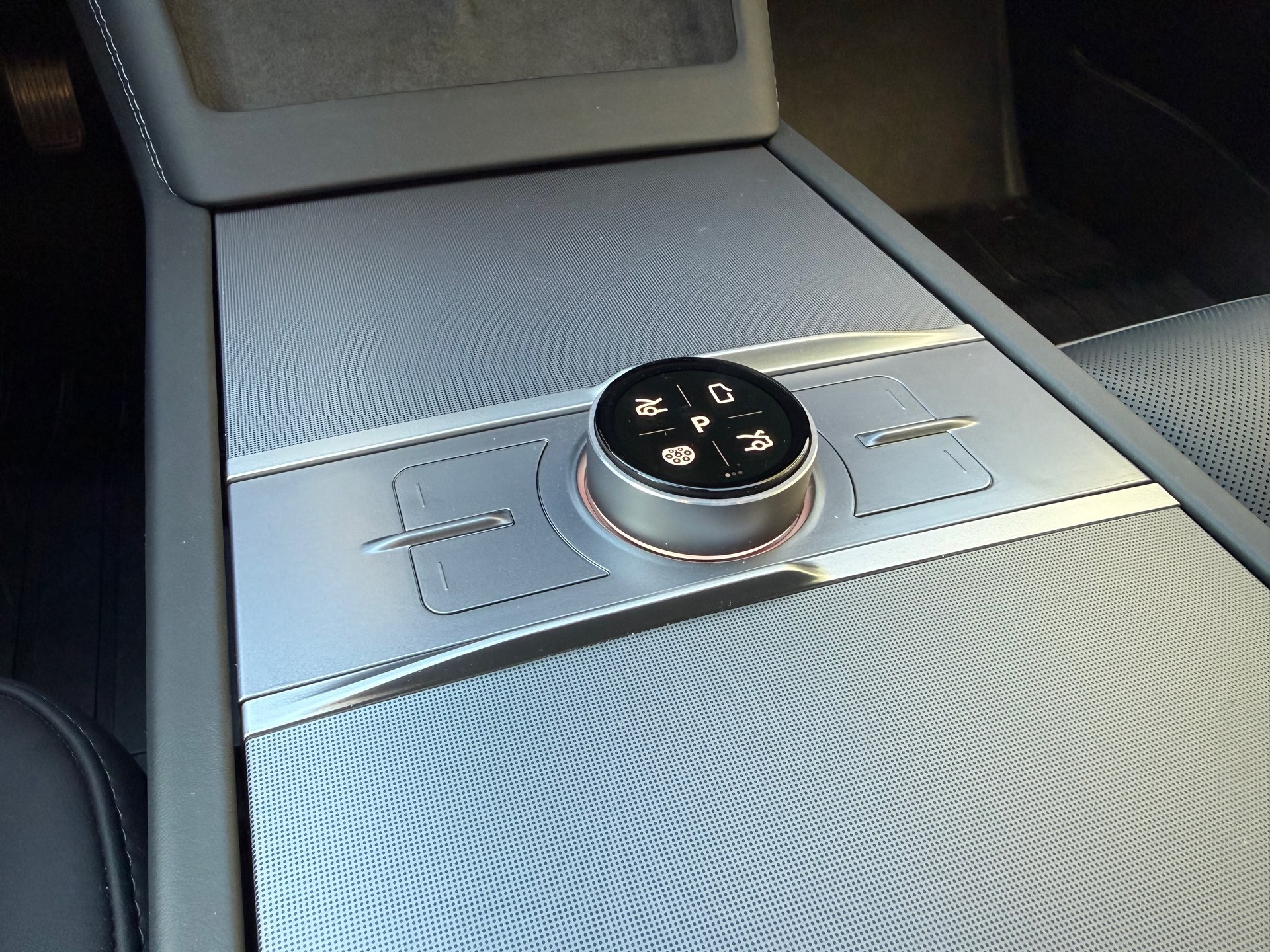 TESLA Model 3 Long Range Dual Motor AWD-image-12
