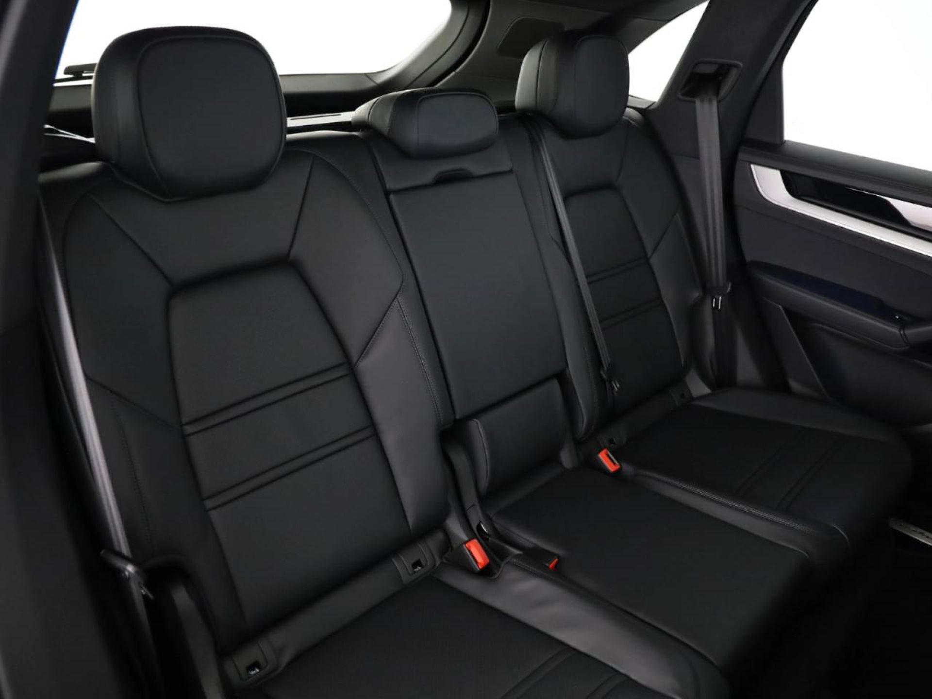 PORSCHE Cayenne E-Hybrid-image-23