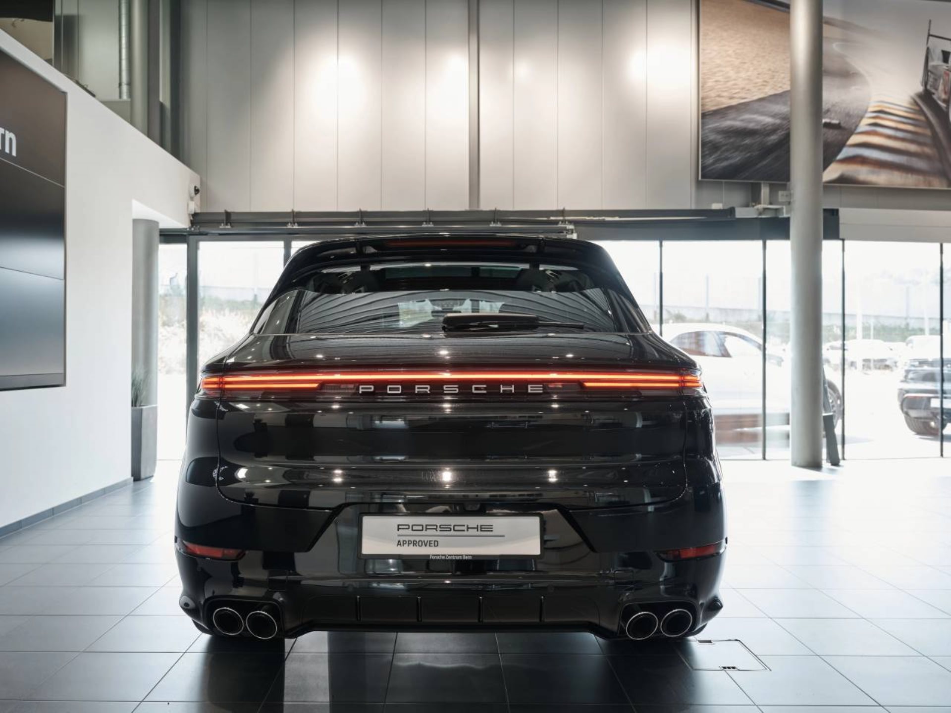PORSCHE Cayenne E-Hybrid-image-5