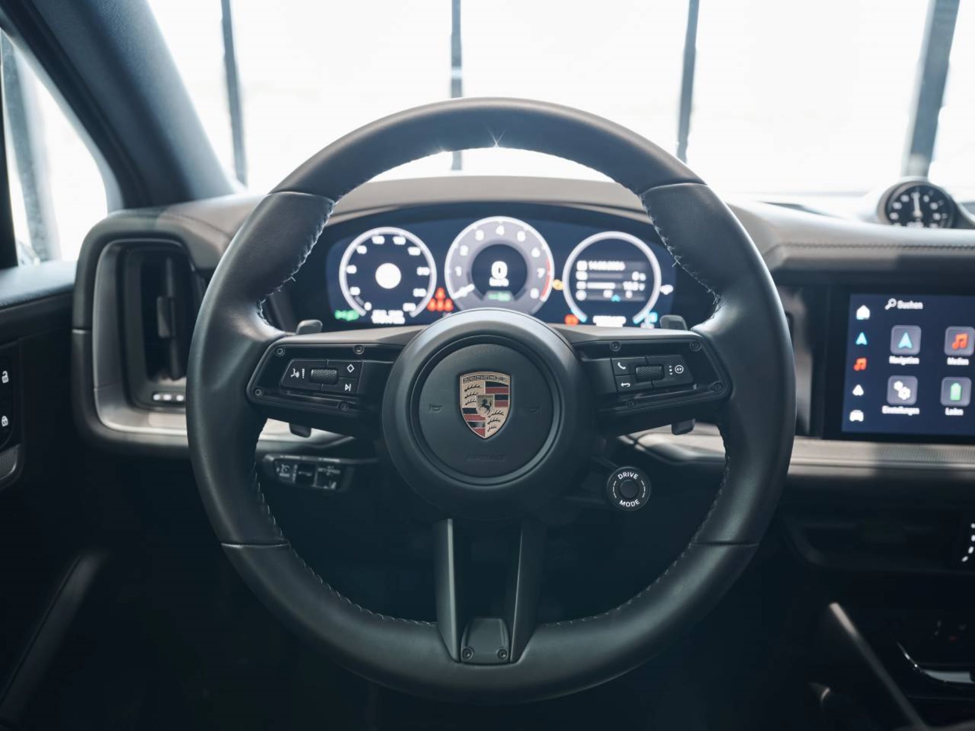 PORSCHE Cayenne E-Hybrid-image-12