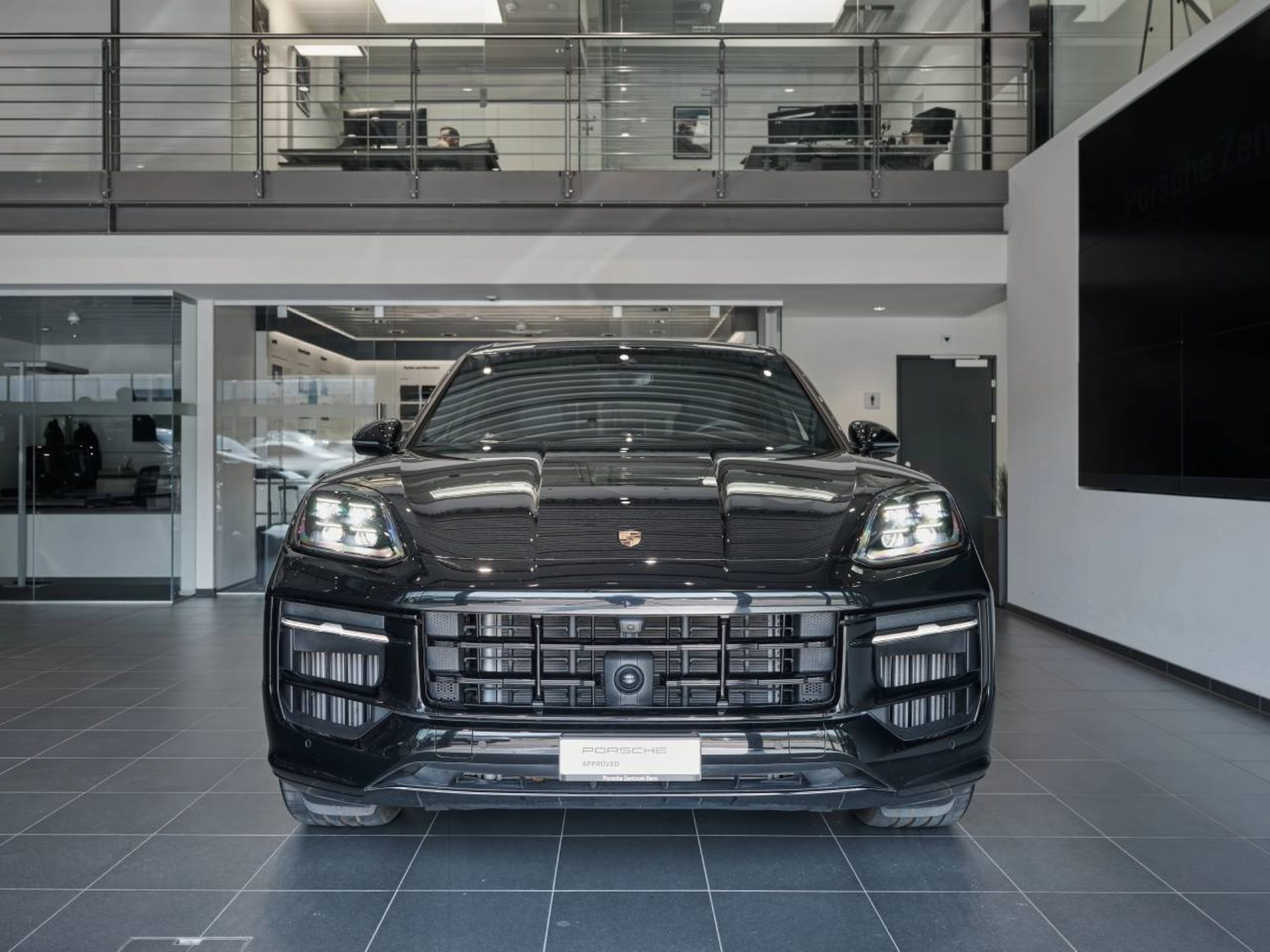 PORSCHE Cayenne E-Hybrid-image-9
