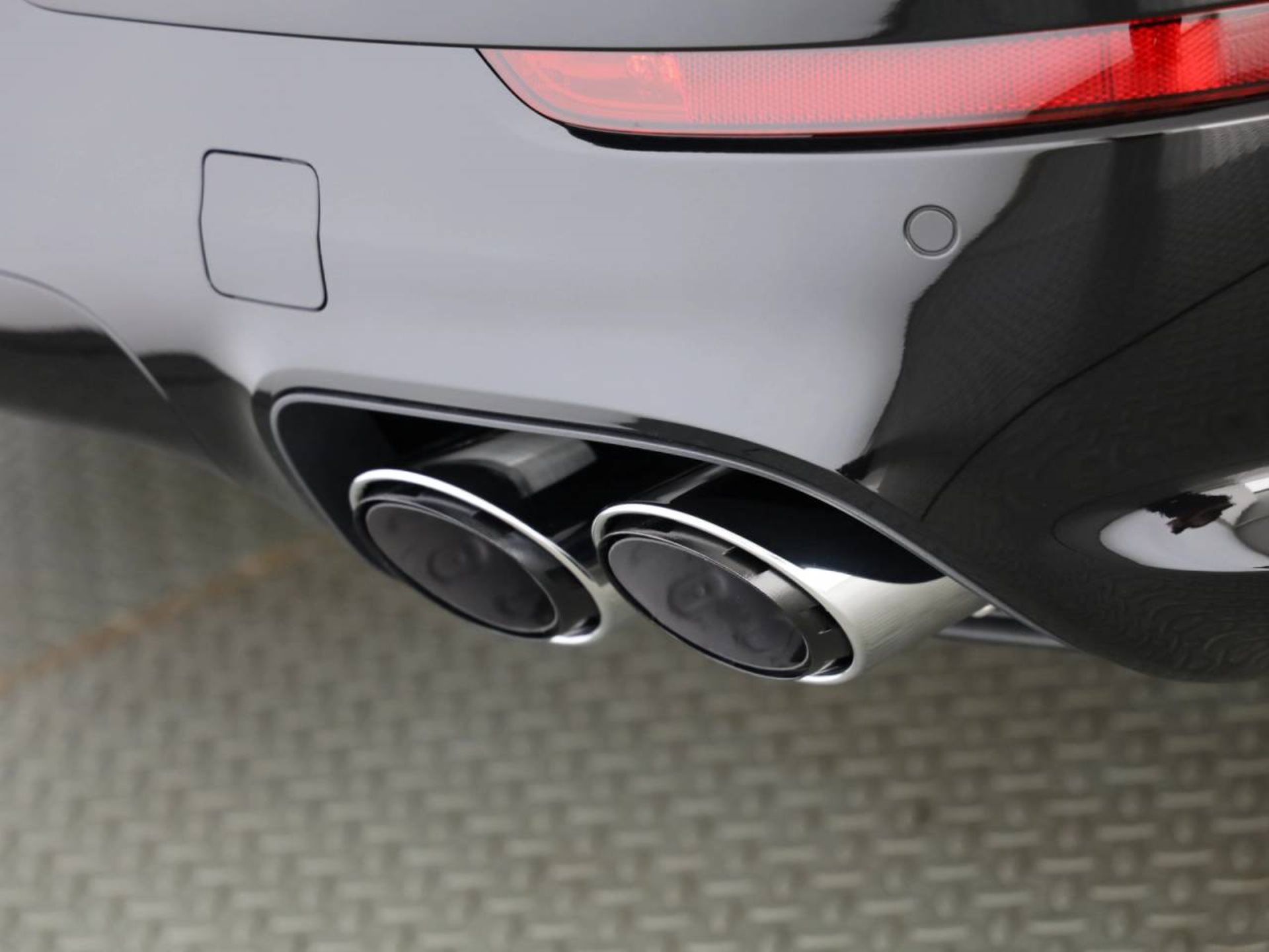 PORSCHE Cayenne E-Hybrid-image-26
