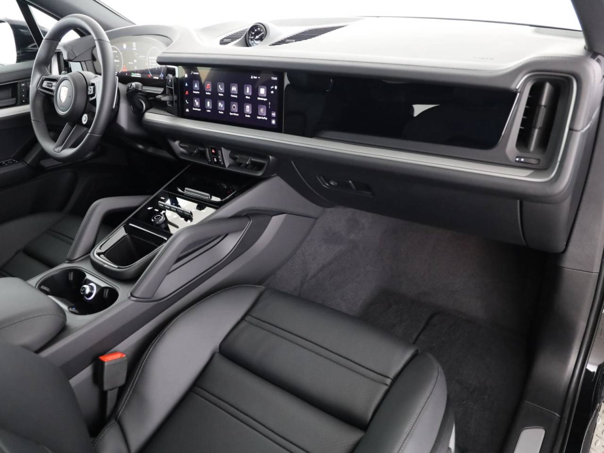 PORSCHE Cayenne E-Hybrid-image-22