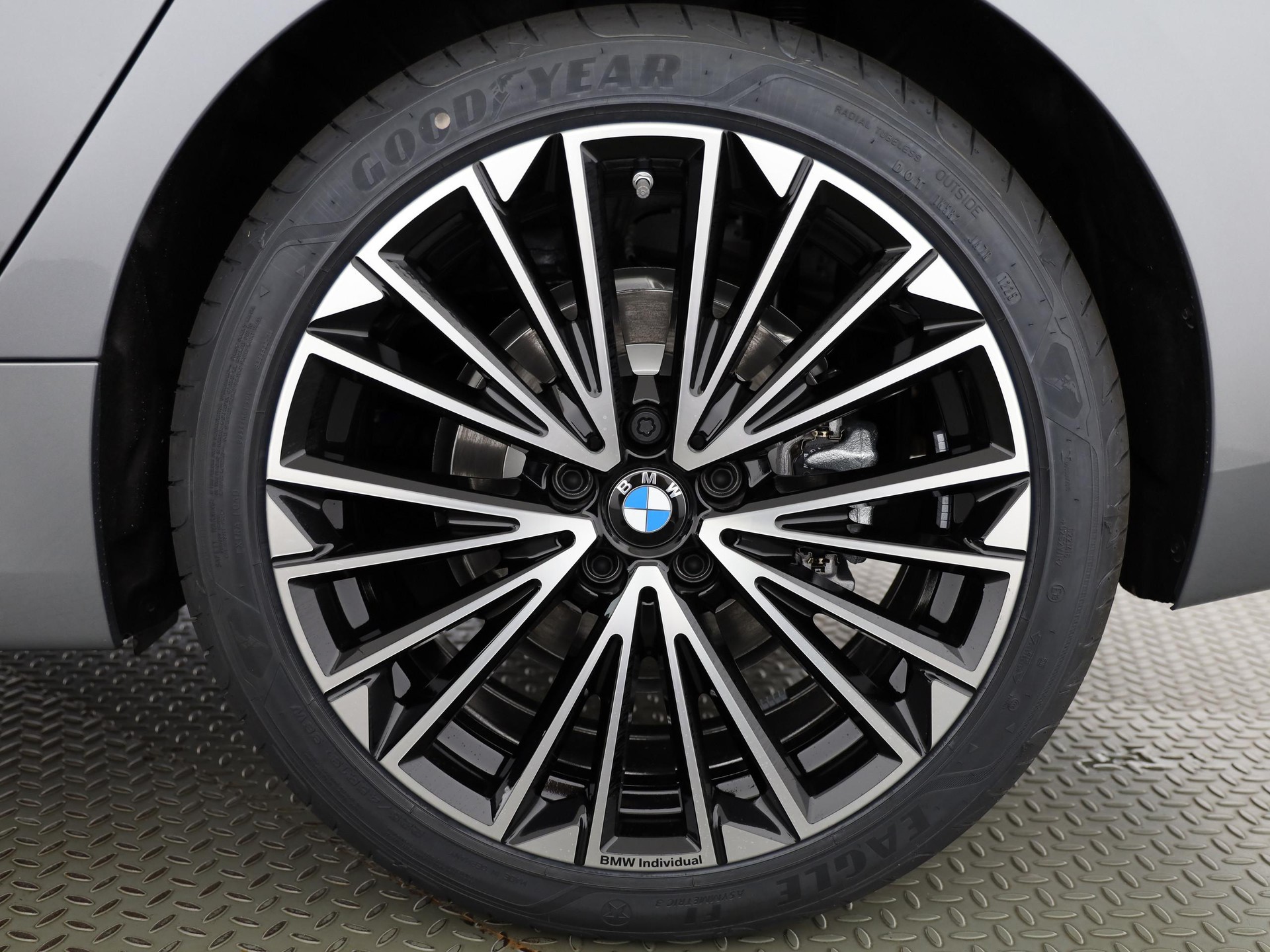 BMW 223i xDrive SDKG Active Tourer-image-3