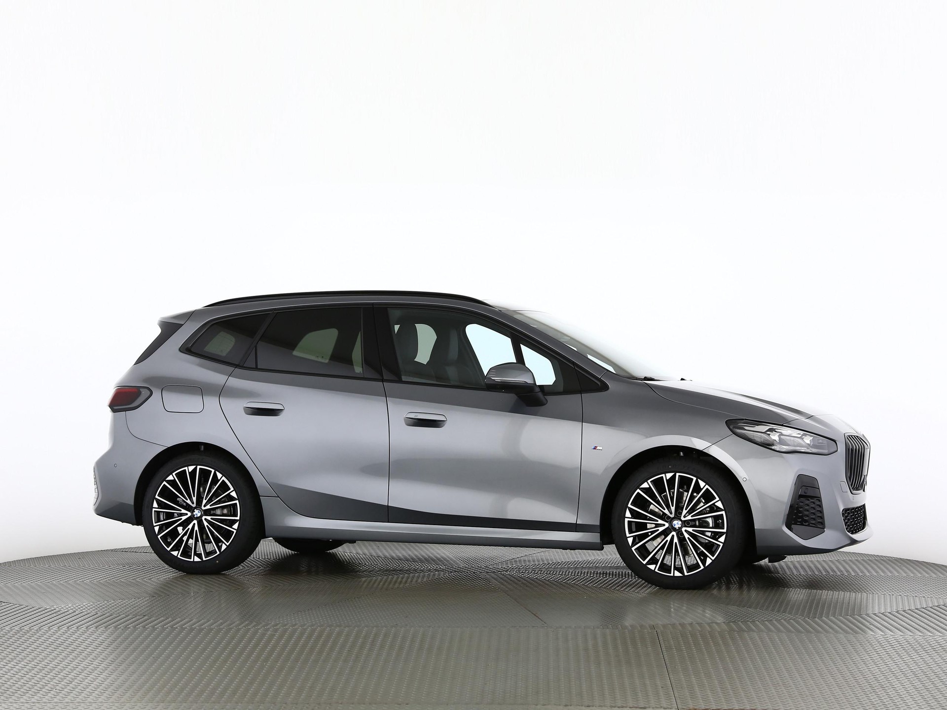 BMW 223i xDrive SDKG Active Tourer-image-24