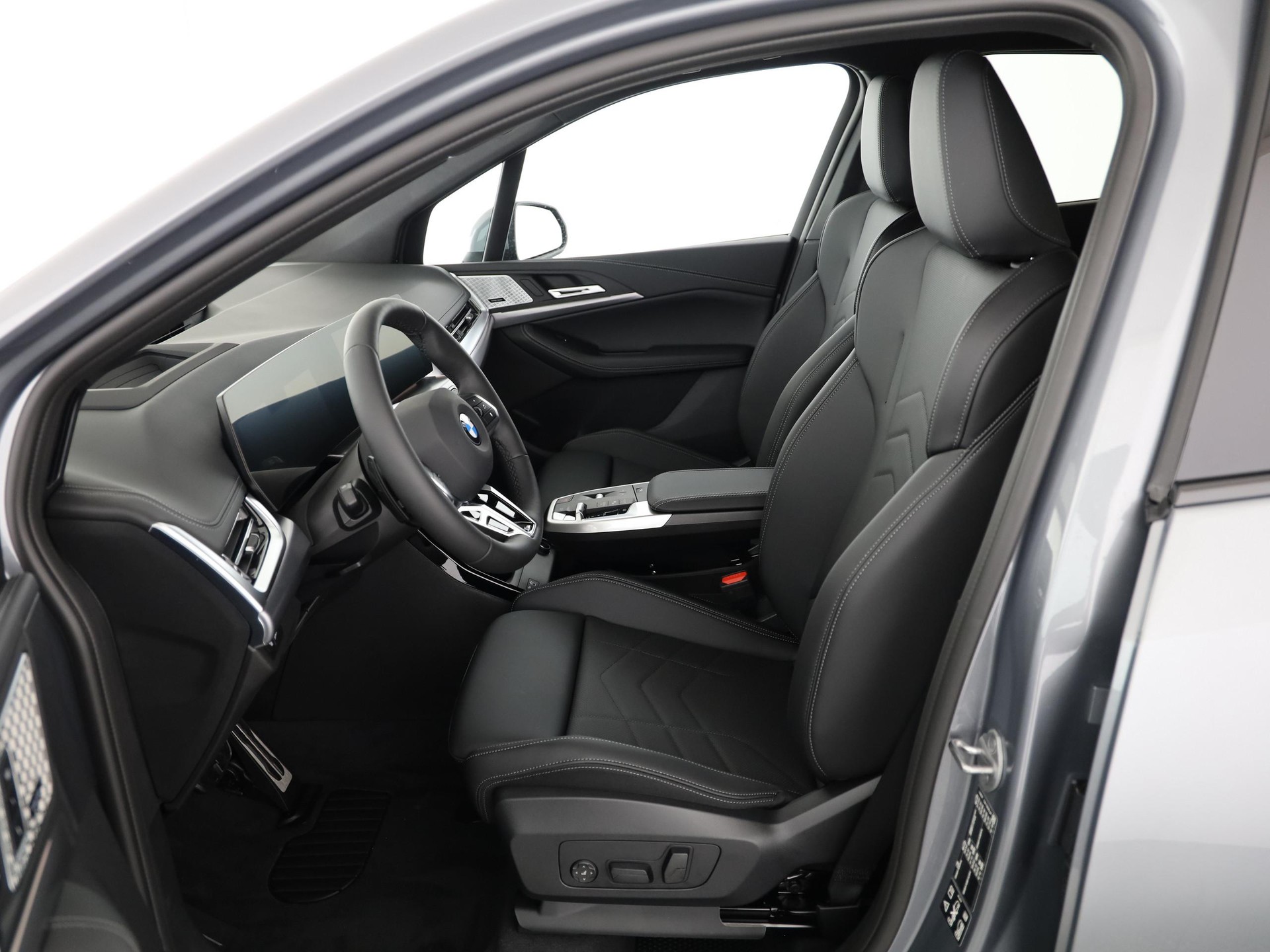 BMW 223i xDrive SDKG Active Tourer-image-4