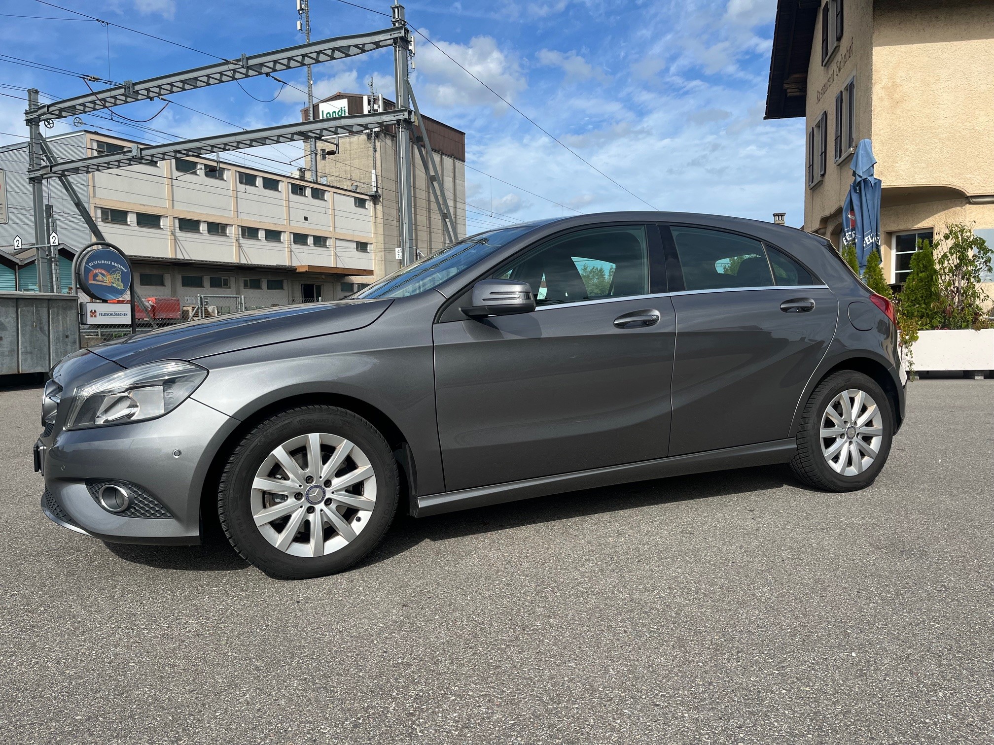 Car photo