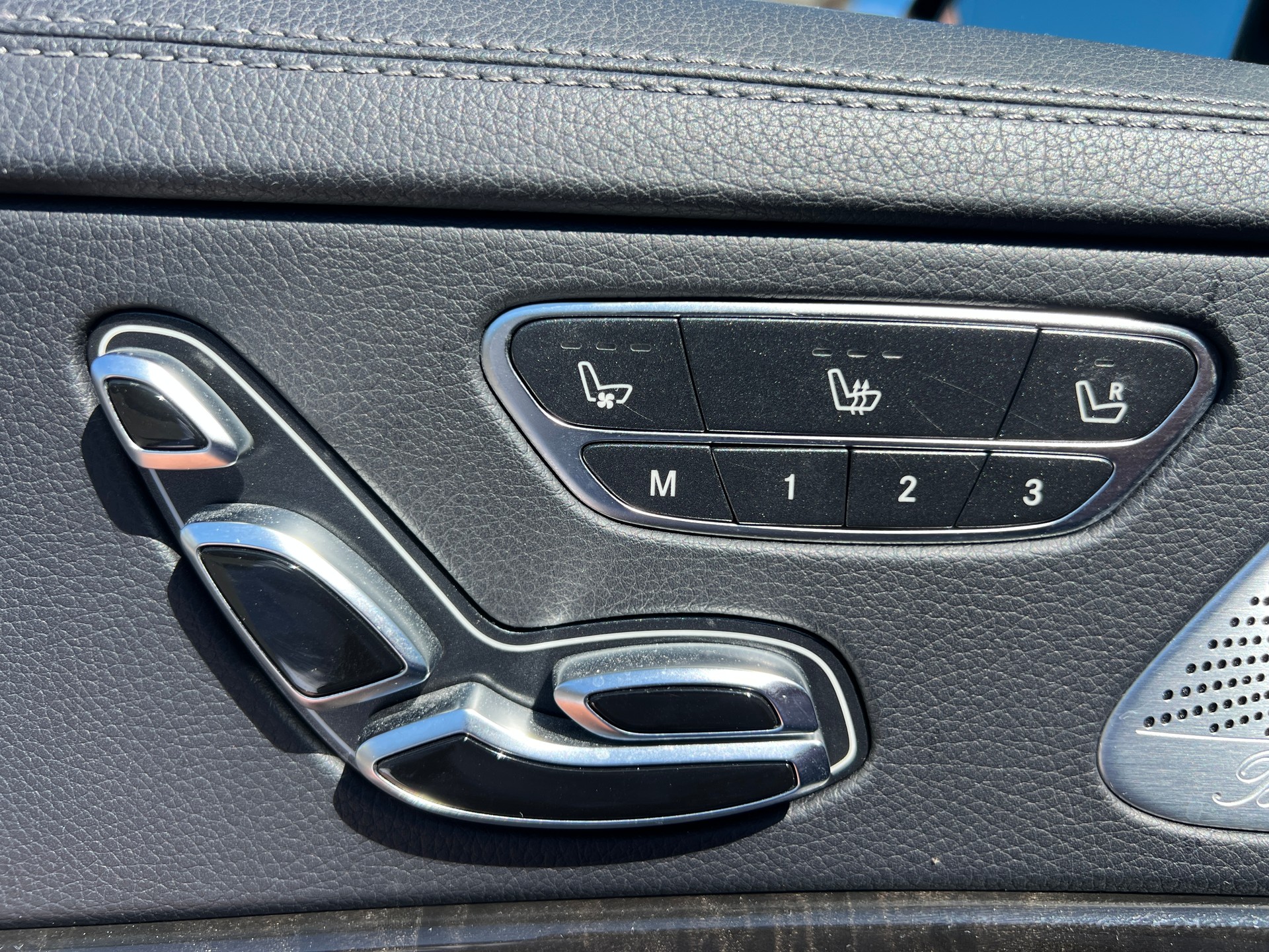 MERCEDES-BENZ S 350 d 4Matic 9G-Tronic-image-19