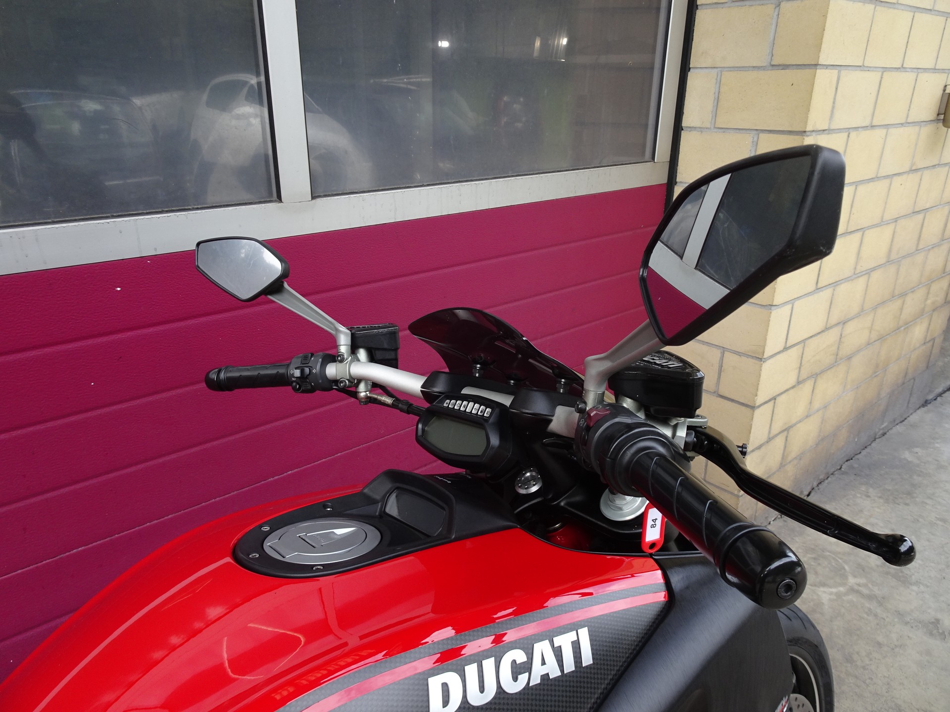 DUCATI Diavel 1200 Carbon-image-4