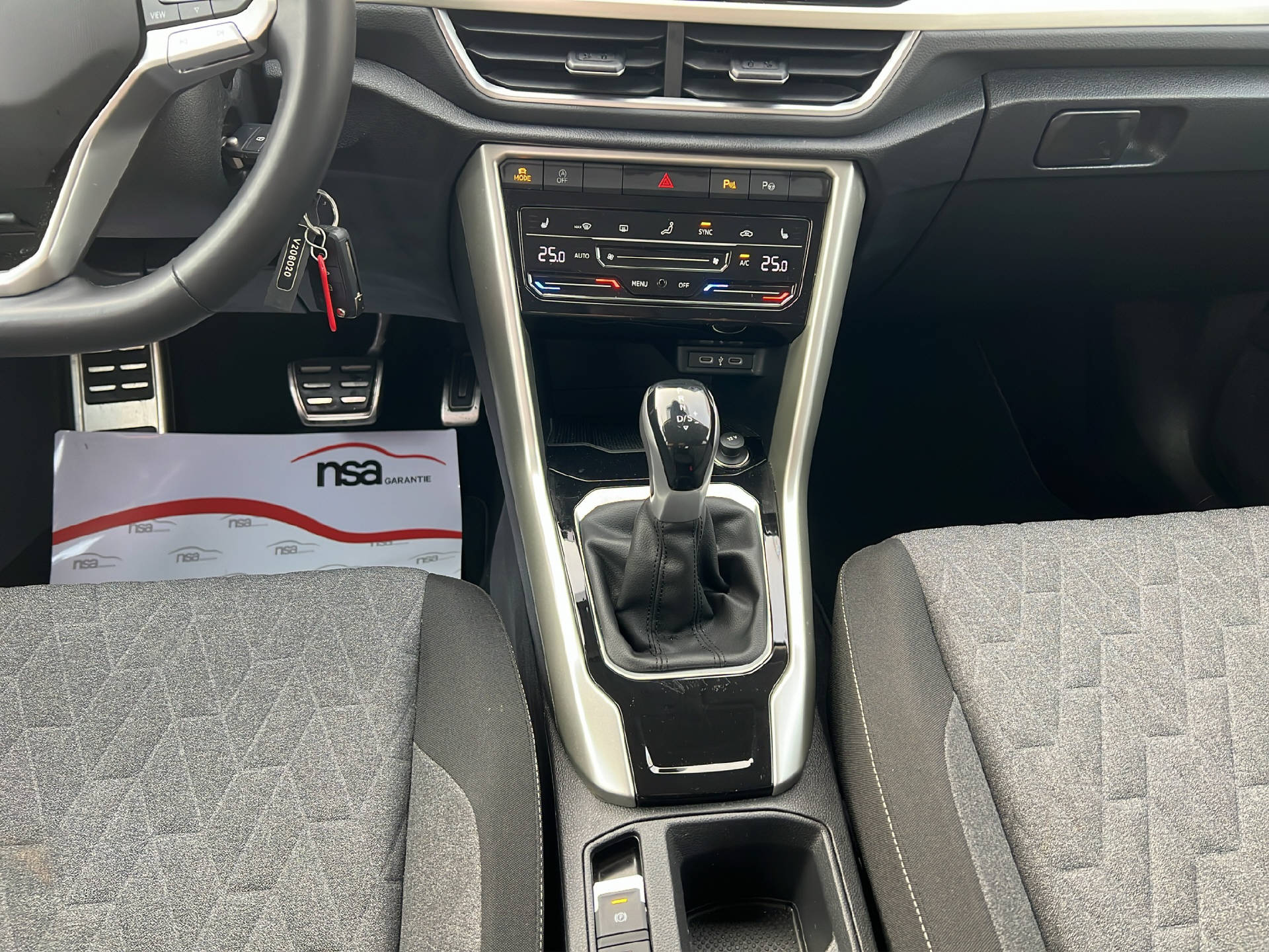 VW T-Roc 1.5 TSI Move DSG-image-12
