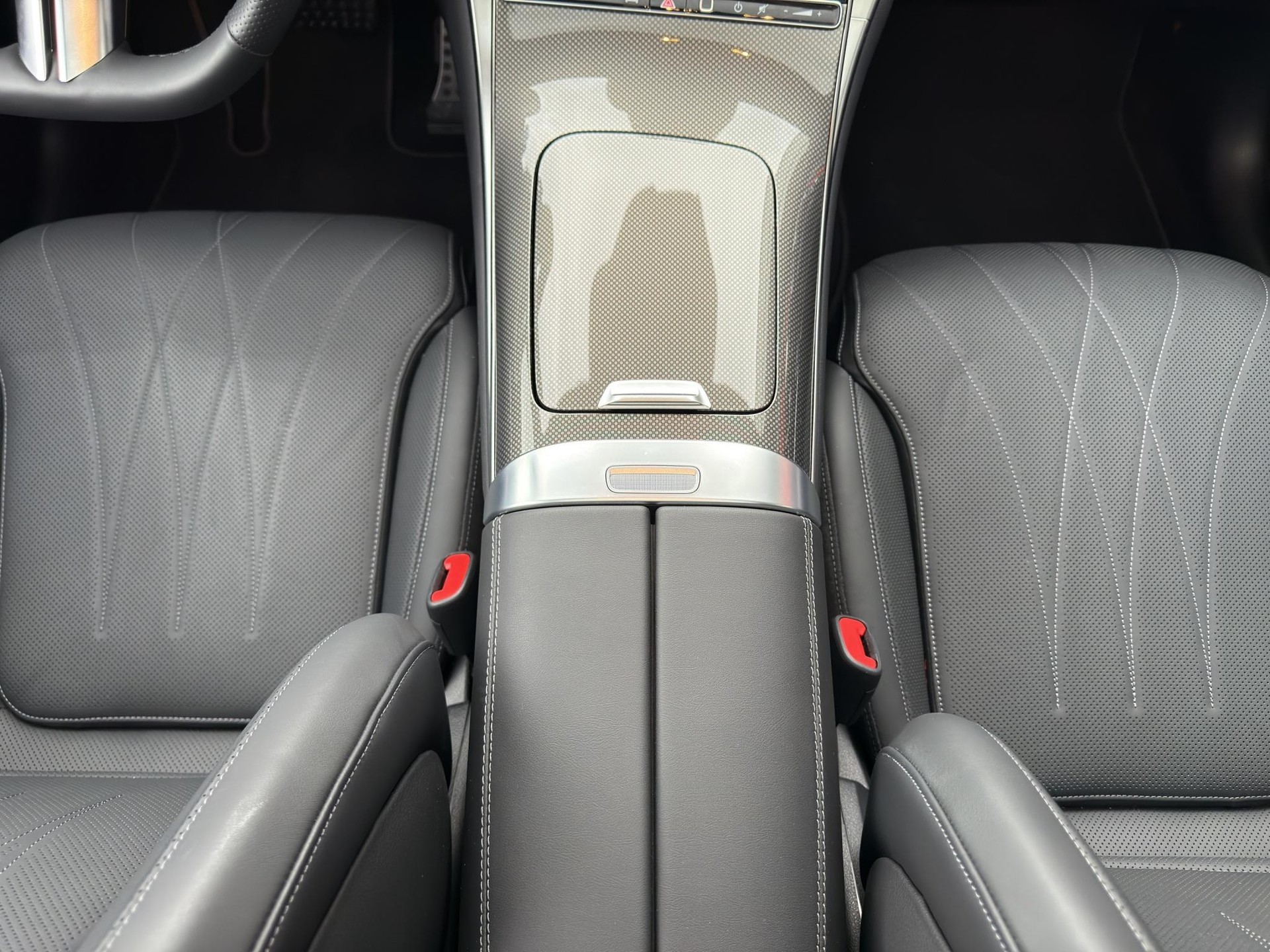 MERCEDES-BENZ GLC 300 AMG Line 4matic-image-20