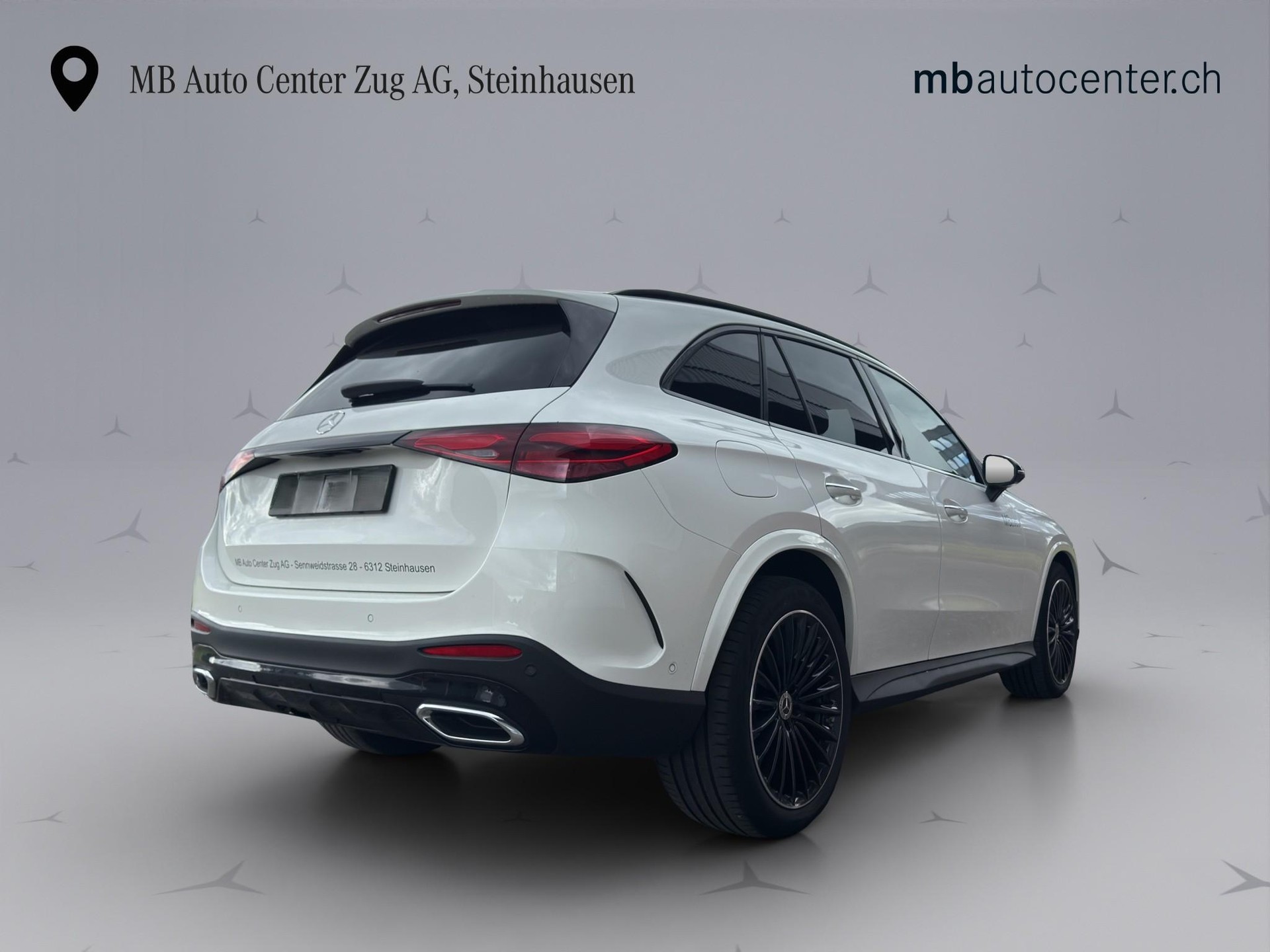 MERCEDES-BENZ GLC 300 AMG Line 4matic-showroom-element-3