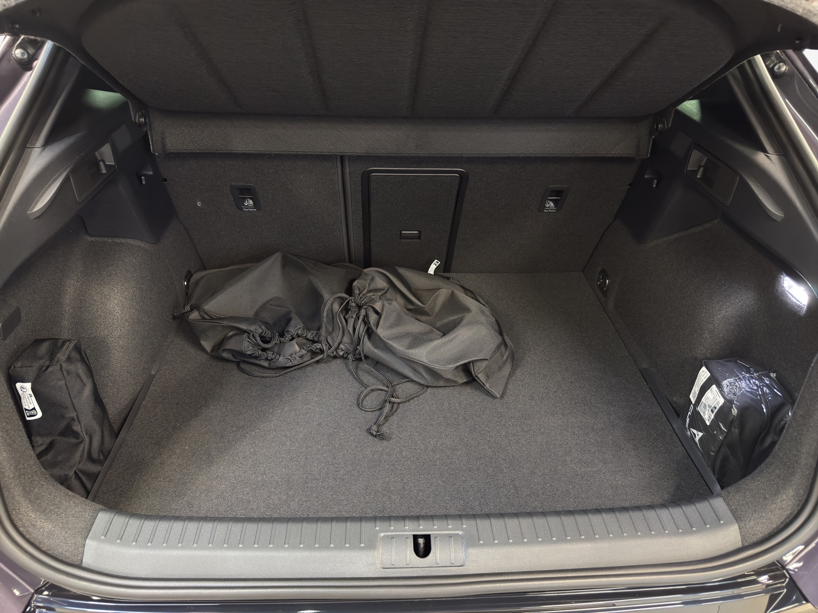 CUPRA Formentor 1.5 e-HYBRID pHEV VZ DSG-image-12