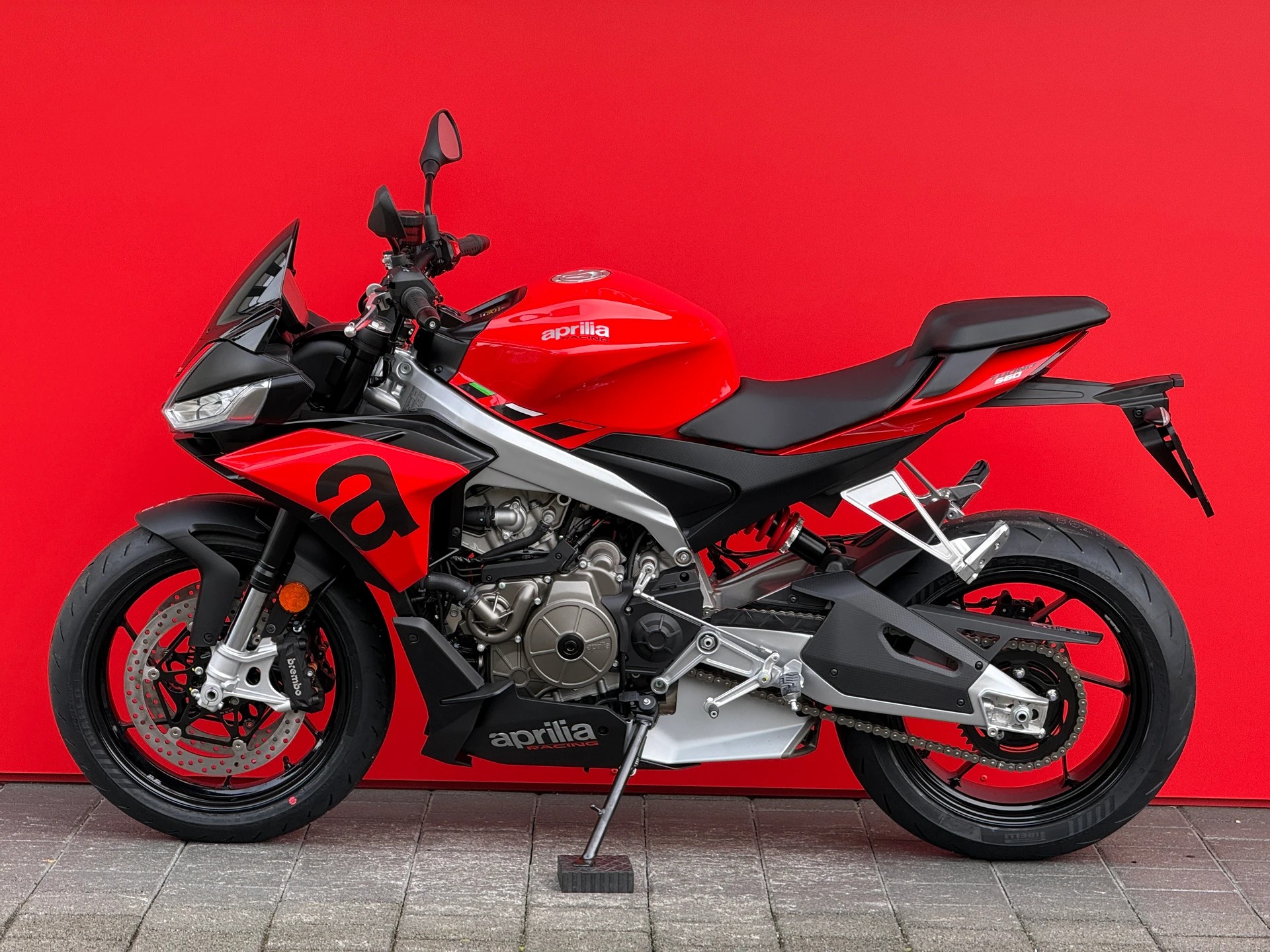 APRILIA Tuono 660 (35kW)-showroom-element-2