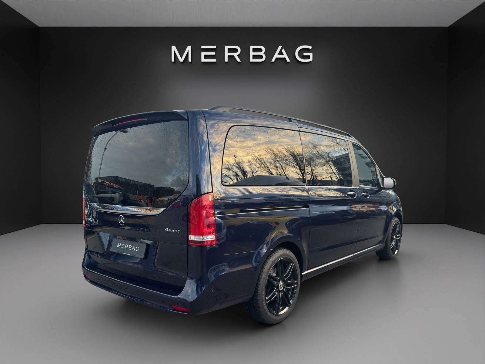 MERCEDES-BENZ V 300 d lang Exclusive 4Matic 9G-Tronic-image-1