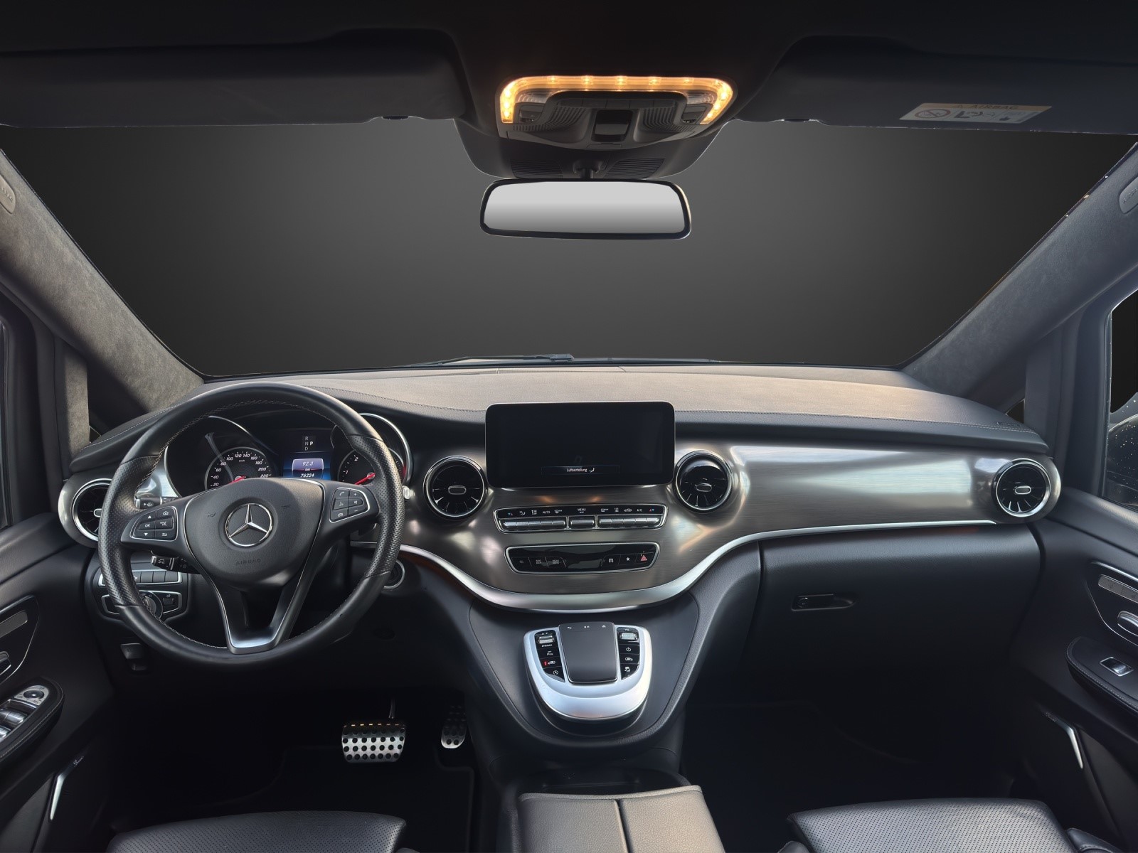 MERCEDES-BENZ V 300 d lang Exclusive 4Matic 9G-Tronic-image-6