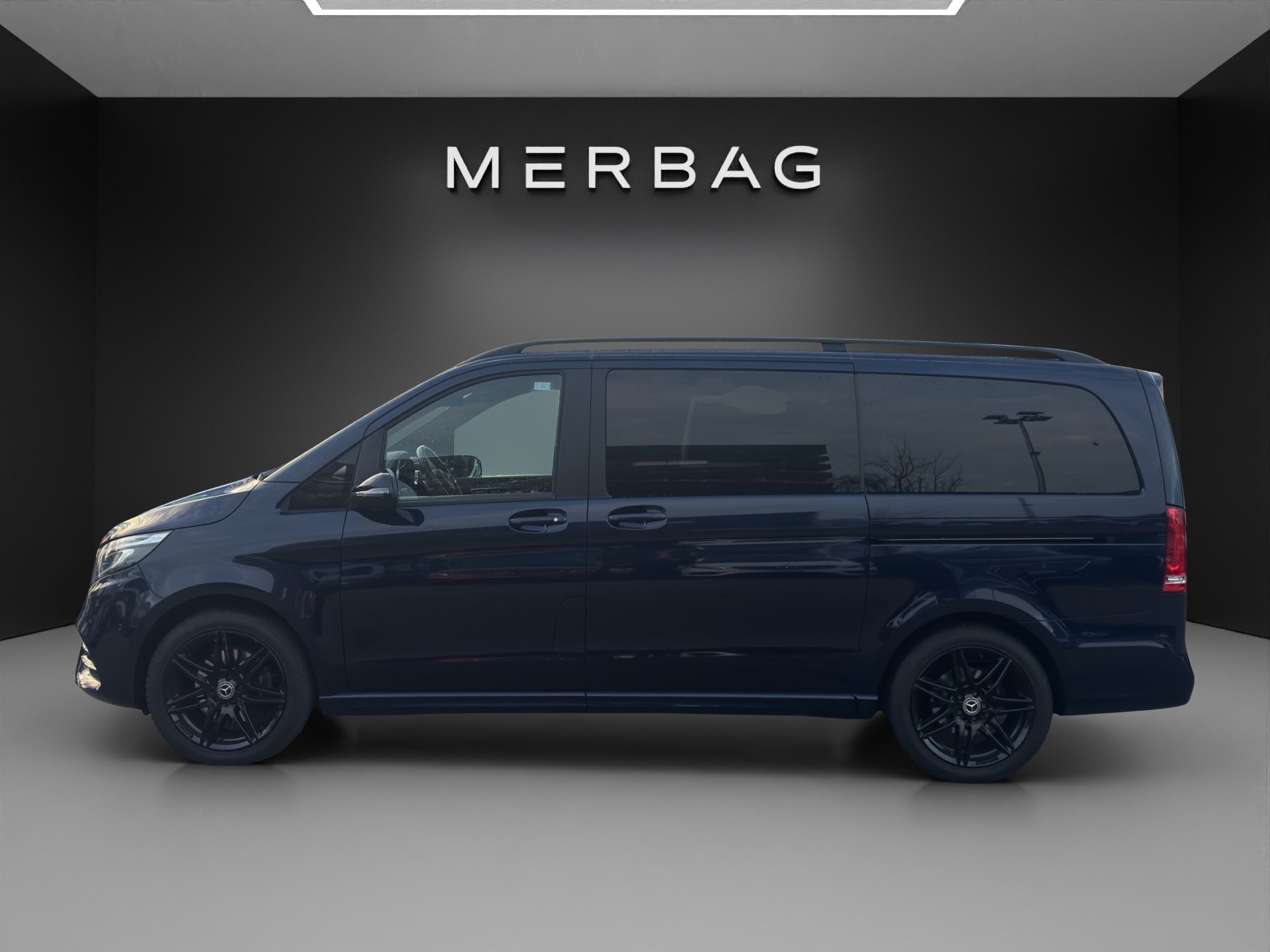 MERCEDES-BENZ V 300 d lang Exclusive 4Matic 9G-Tronic-image-4