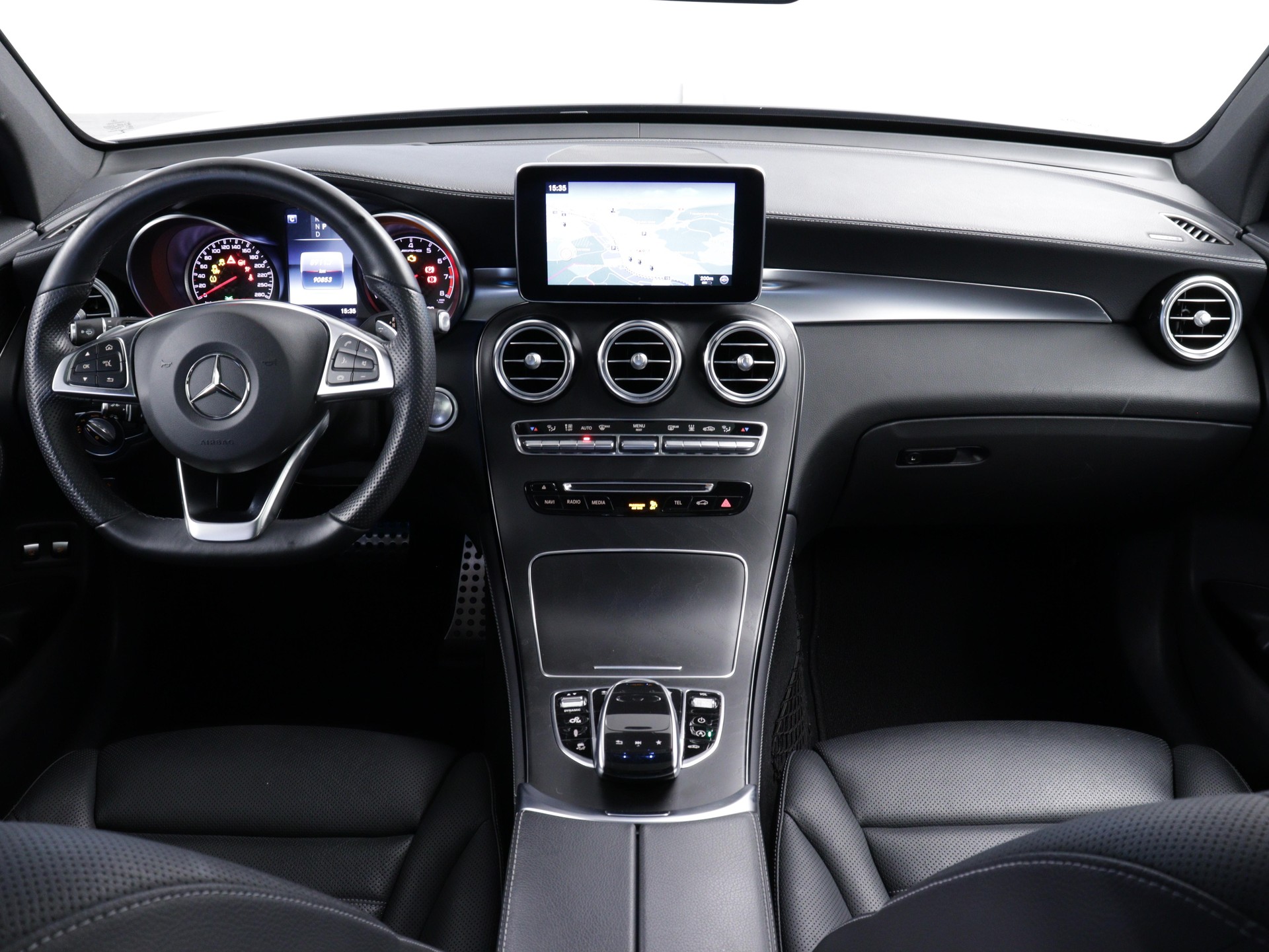 MERCEDES-BENZ GLC 43 AMG 4m-image-6