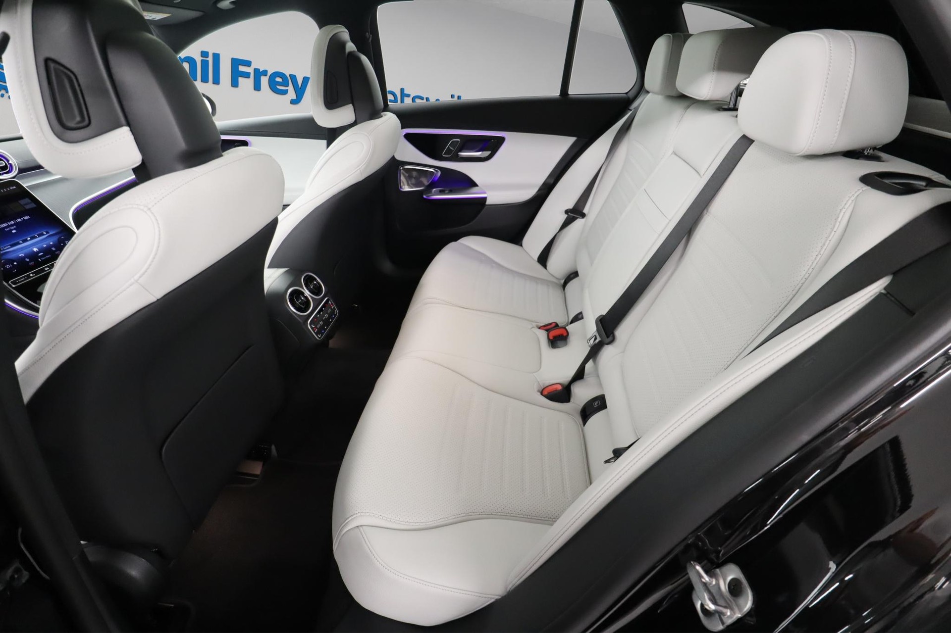 MERCEDES-BENZ C 220 d AMG Line 4Matic T-Modell Swiss Star-image-7
