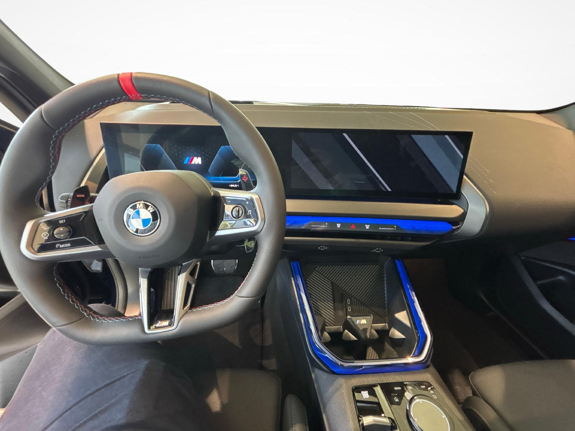 BMW X3 M50i-image-7