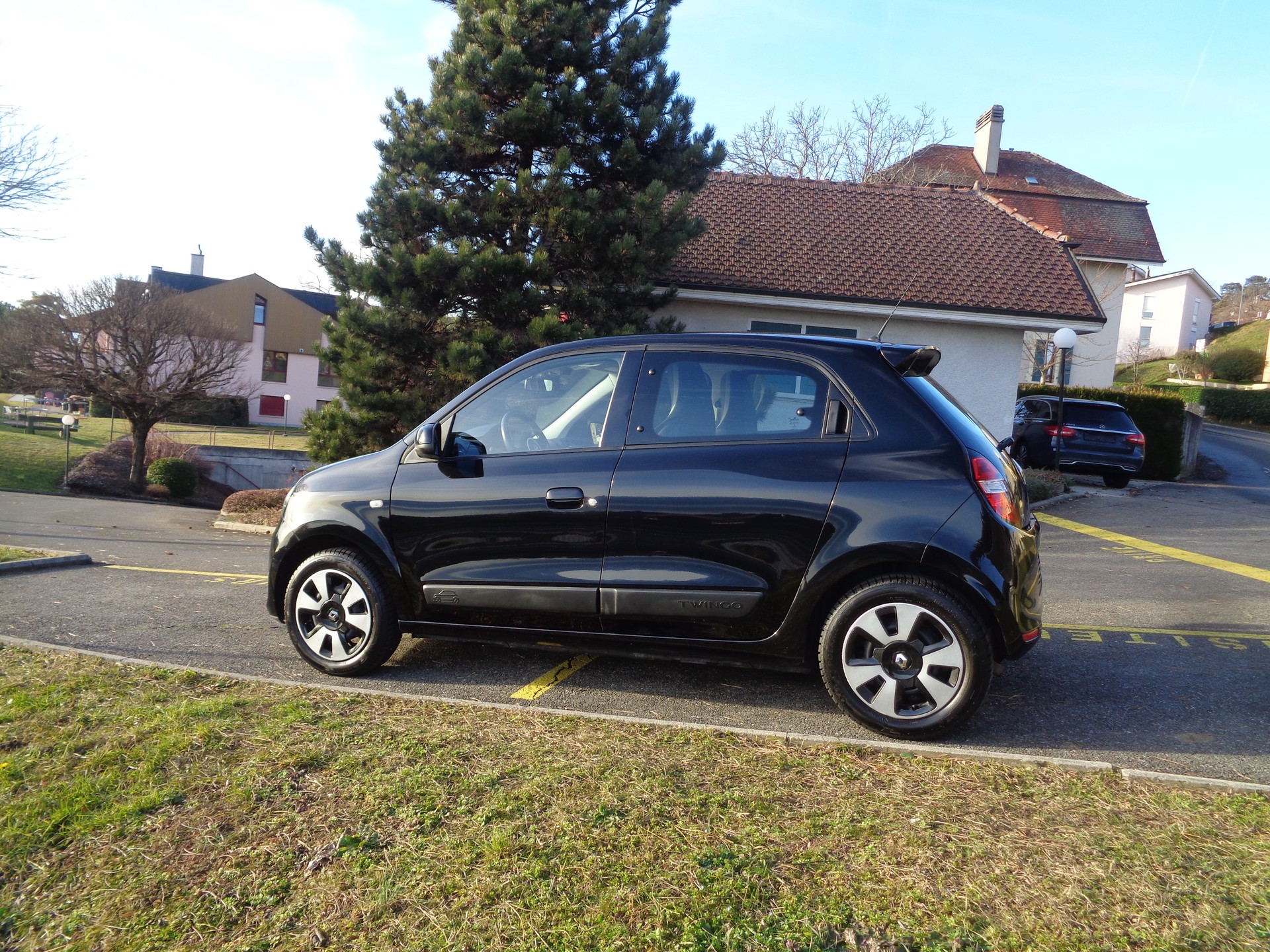 RENAULT Twingo 0.9 City-image-2