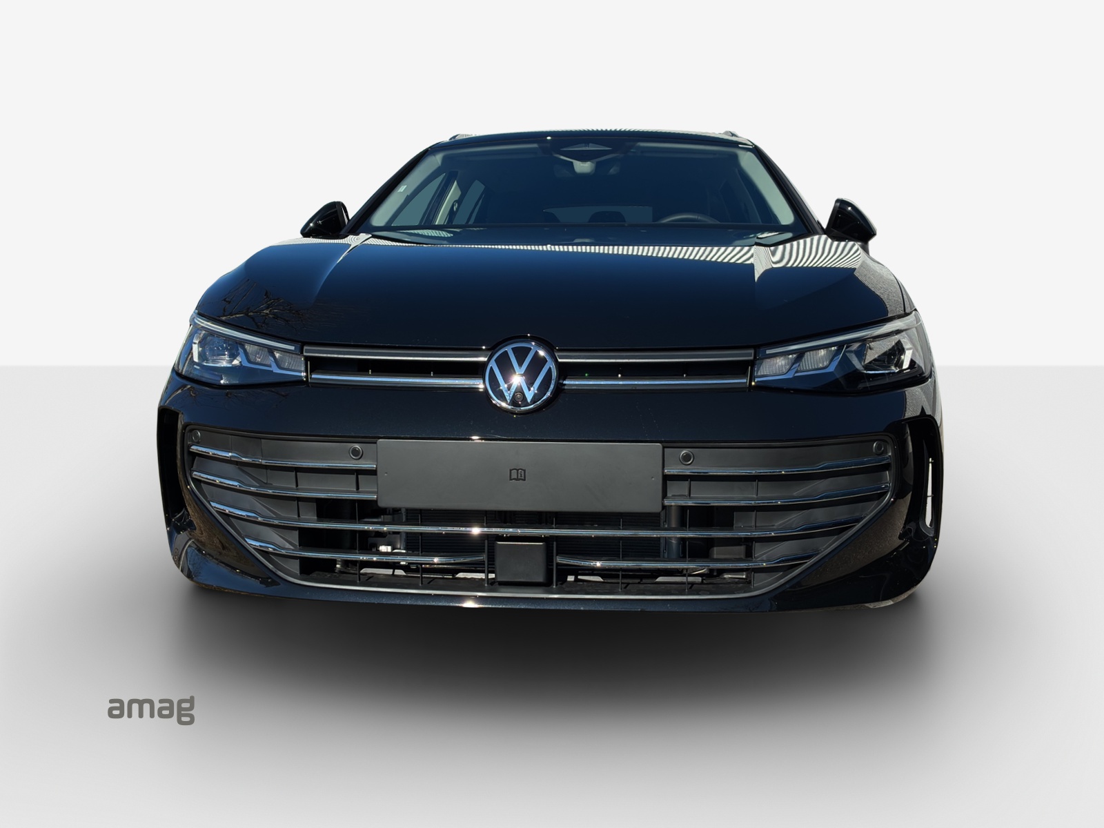 VW Passat Variant 2.0 TDI evo Business 4 Motion DSG-image-6