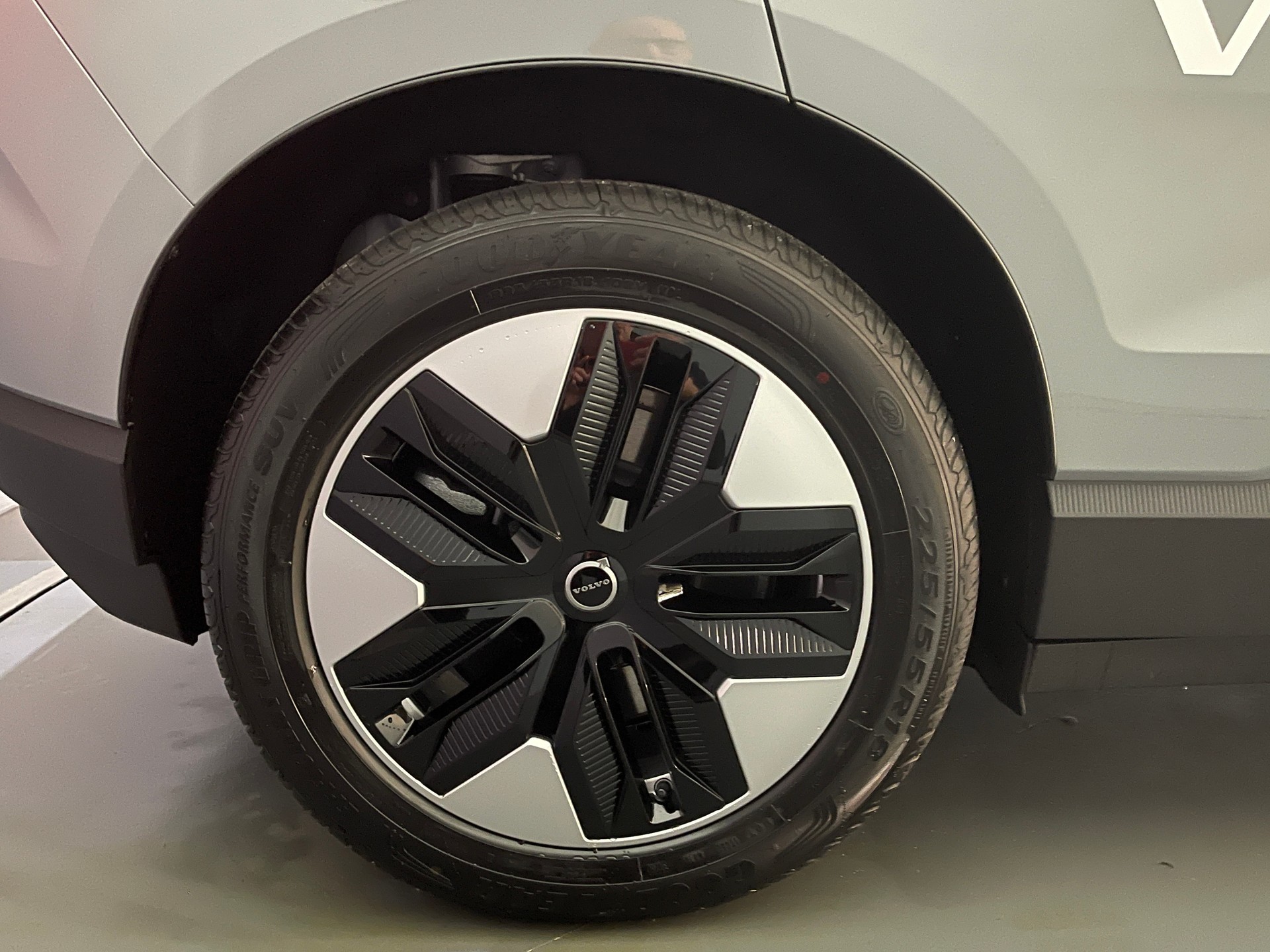 VOLVO EX30 E60 Core WORKER-image-4