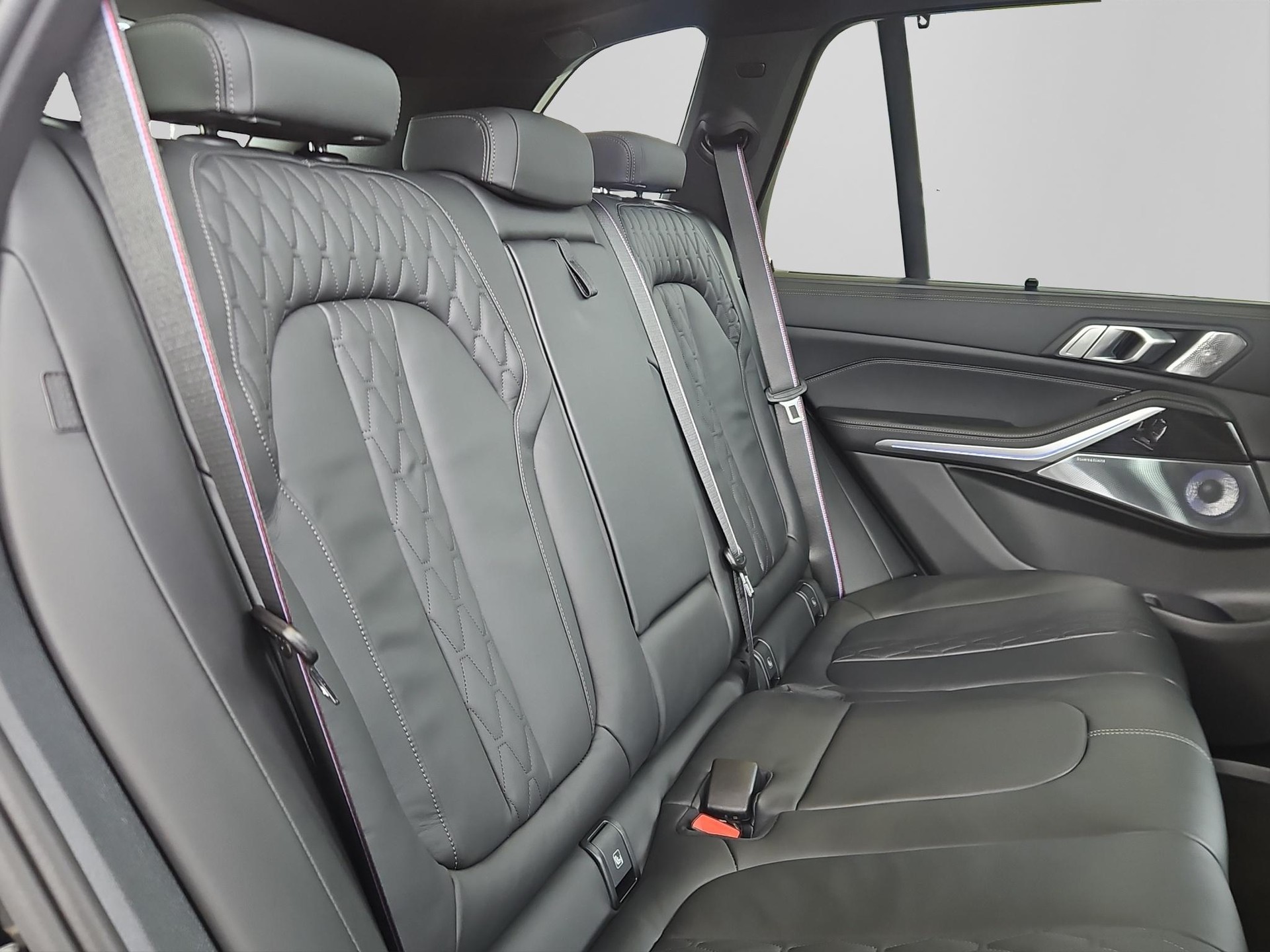 BMW X5 40i xDrive M Sport Pro-image-17
