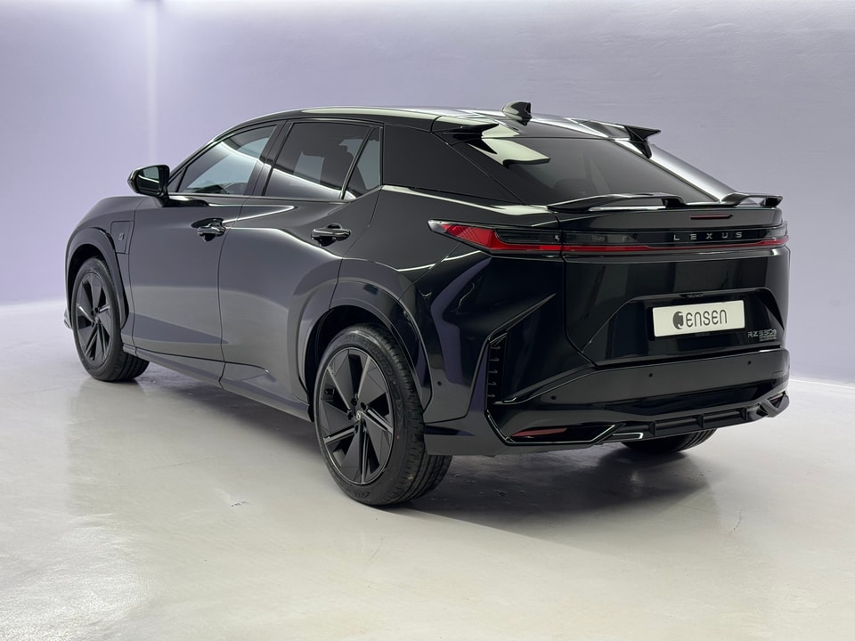 RZ 550e F Sport Direct4 Electric