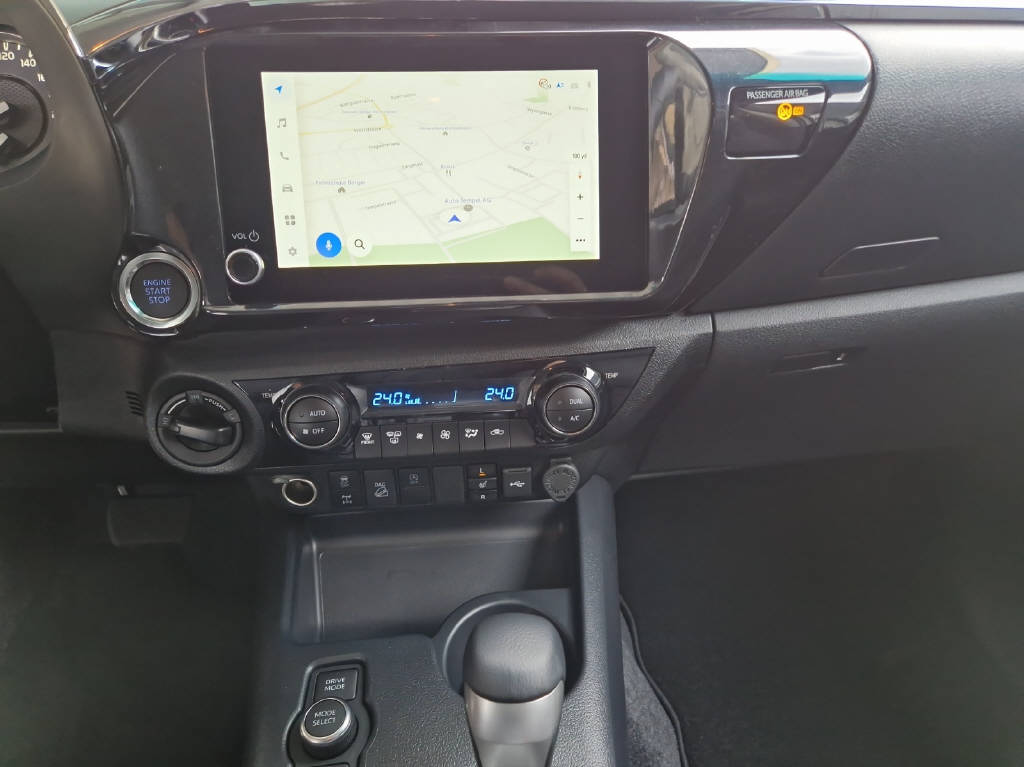 TOYOTA Hilux Double Cab.-Pick-up 2.8 48038/004-image-11