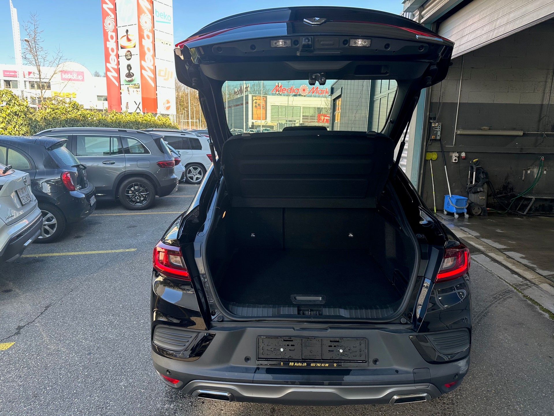 RENAULT Arkana 1.6 E-Tech R.S.Line-image-6